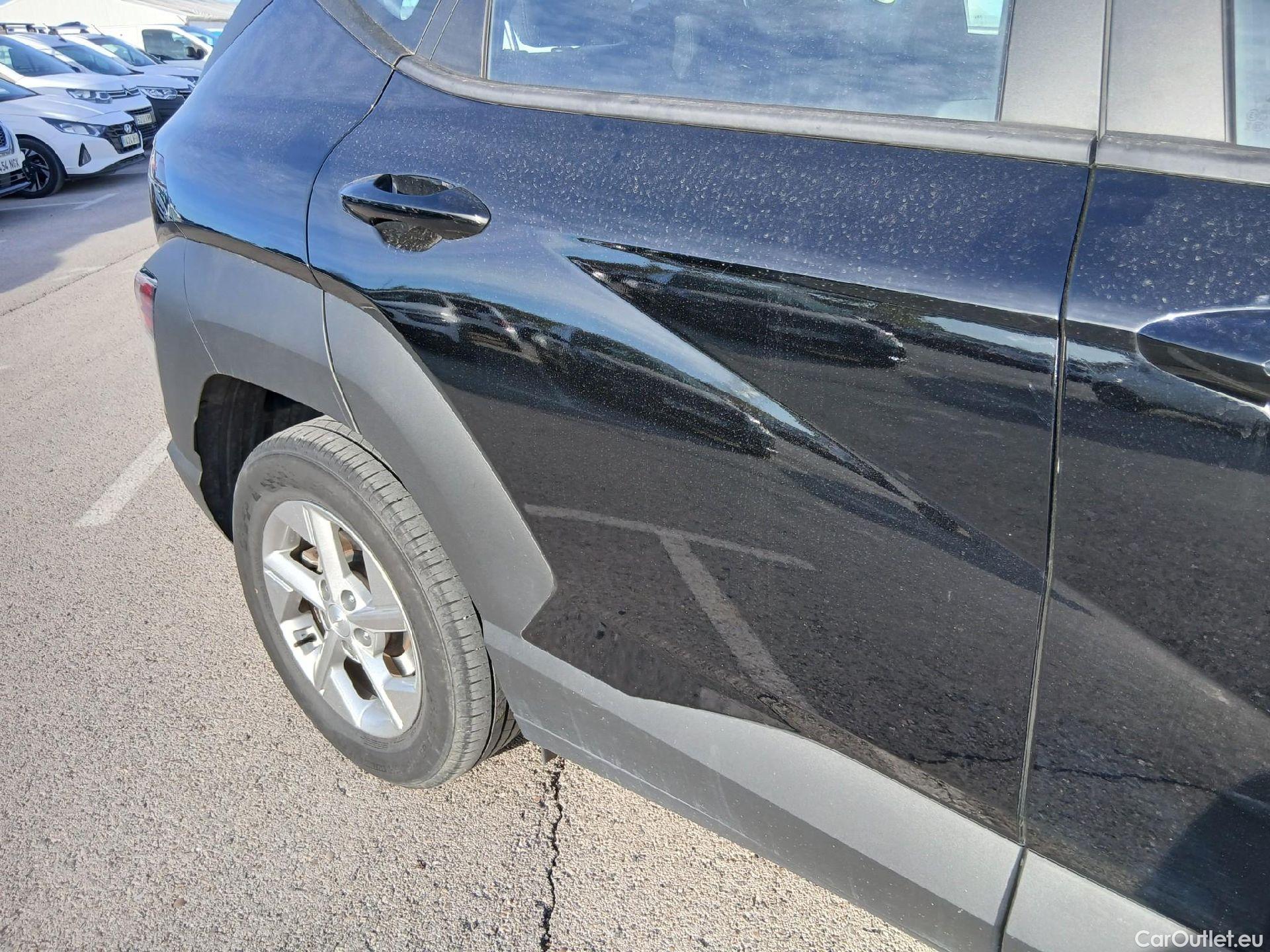  Hyundai  Konna HYUNDAI Kona / 2023 / 5P / todoterreno 1.6 GDI HEV Maxx DCT #48