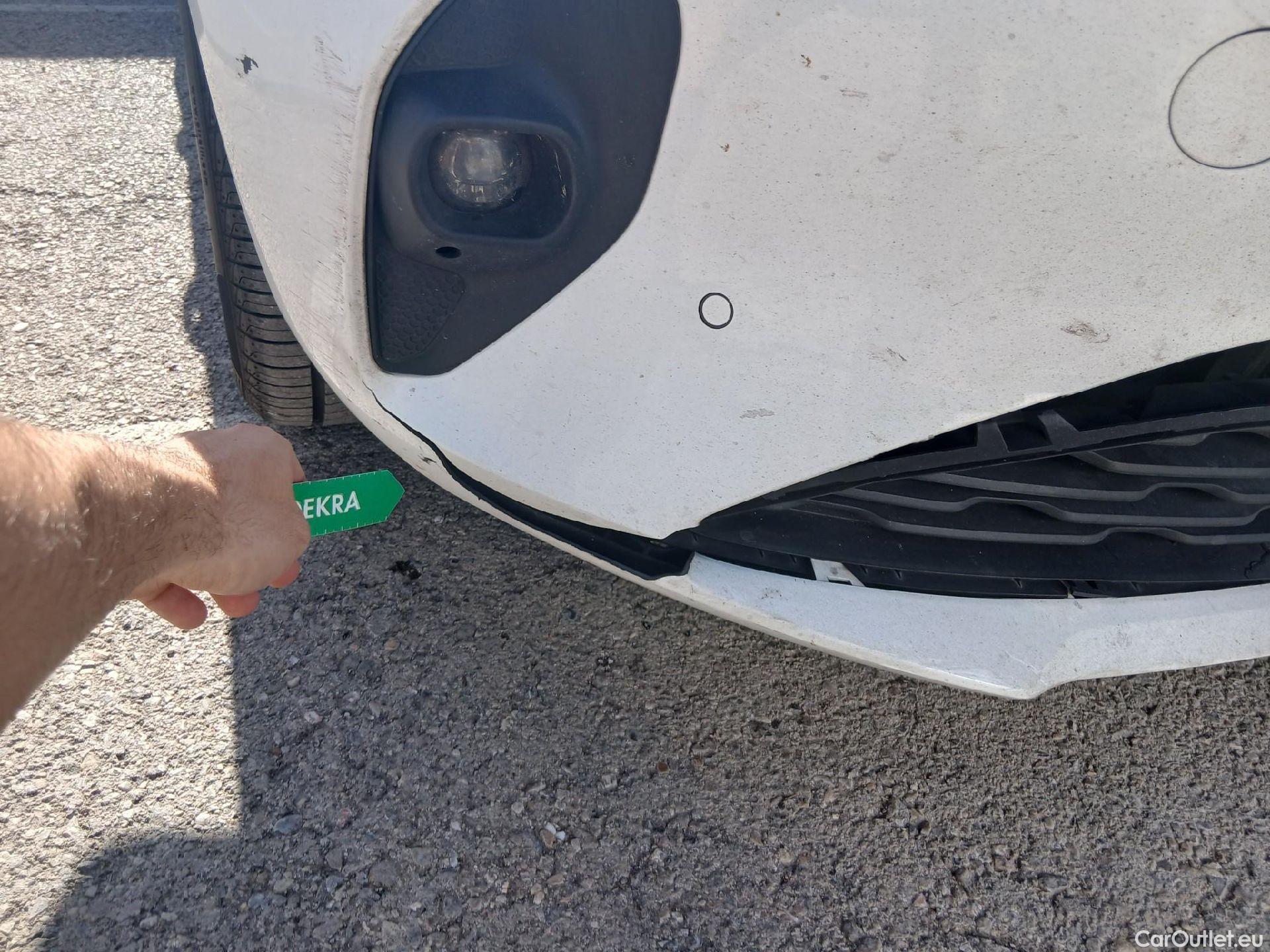  Opel  Corsa OPEL  1.2T XHL 74kW (100CV) Elegance #2