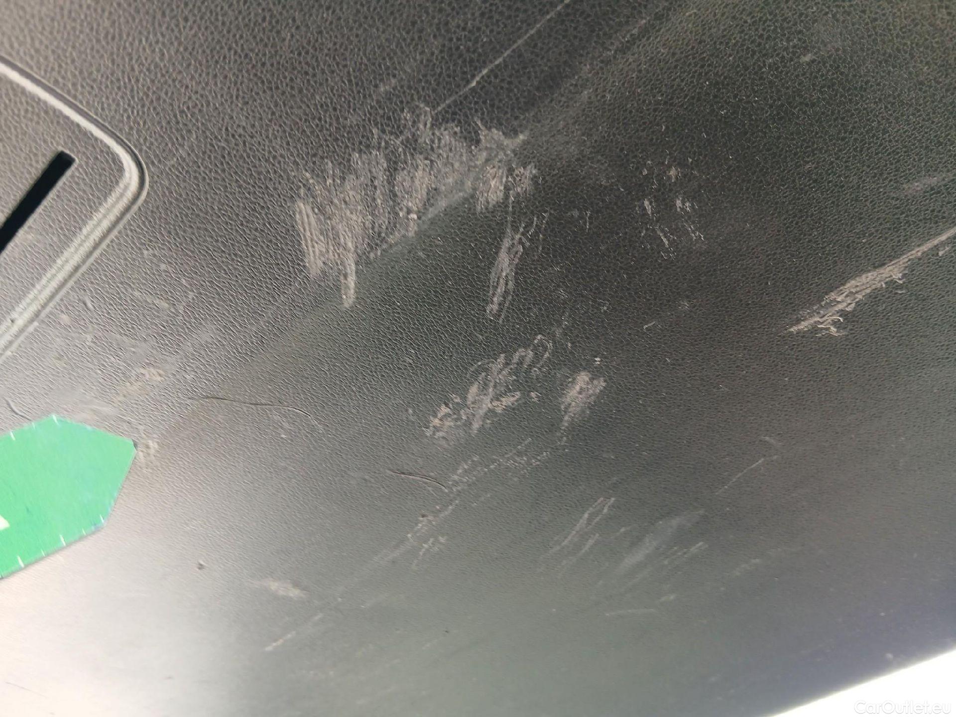  Hyundai  Konna HYUNDAI Kona / 2023 / 5P / todoterreno 1.6 GDI HEV Maxx DCT #29