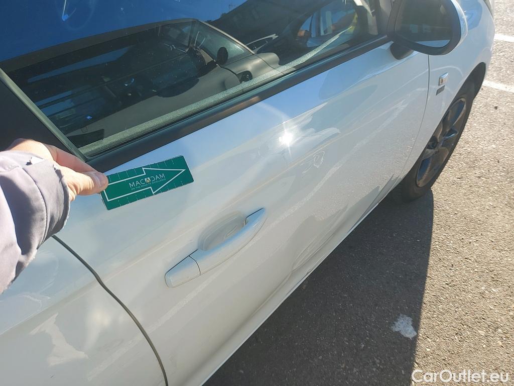  Opel  Corsa OPEL  / 2014 / 5P / berlina con portón 1.4 66kW (90CV) 120 Aniversario #13