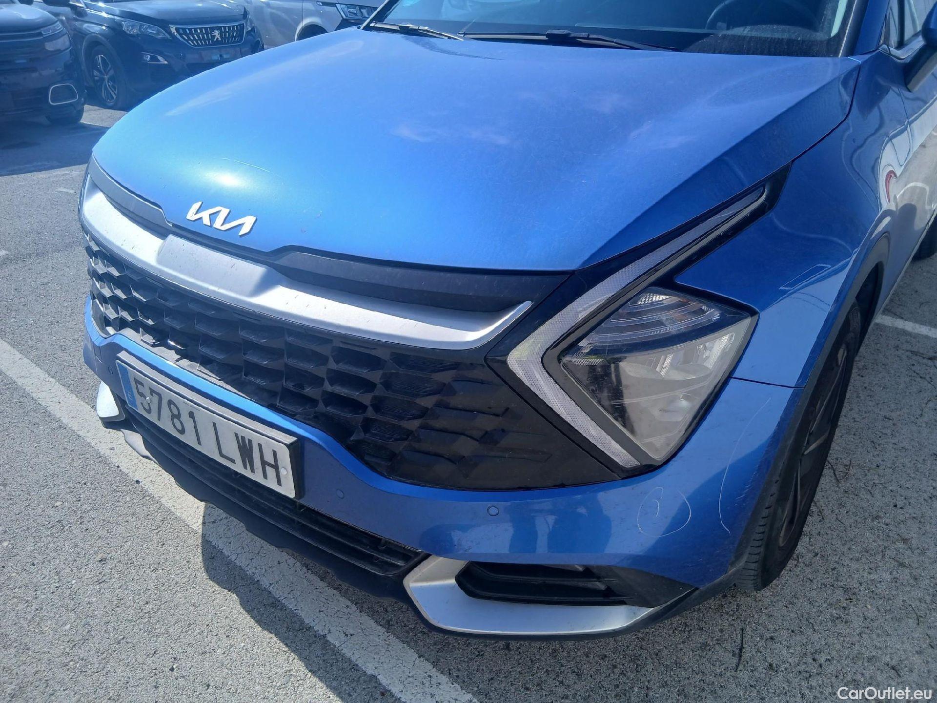  KIA  Sportage KIA  / 2022 / 5P / todoterreno 1.6 T-GDi 112kW (150CV) Drive 4X2 #9