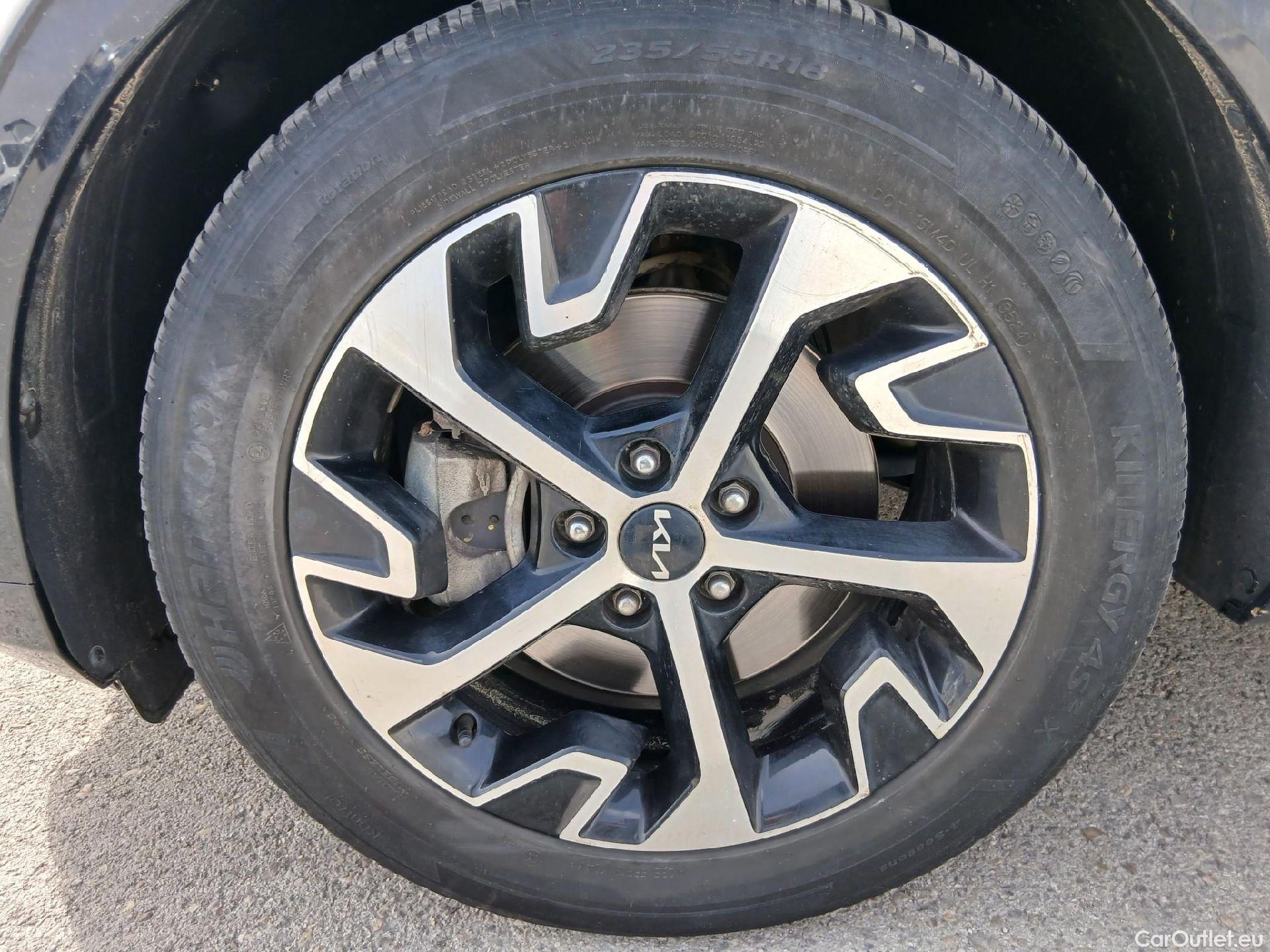  KIA  Sportage KIA  / 2022 / 5P / todoterreno 1.6 T-GDi MHEV 180CV Tech 4X4 DCT #16