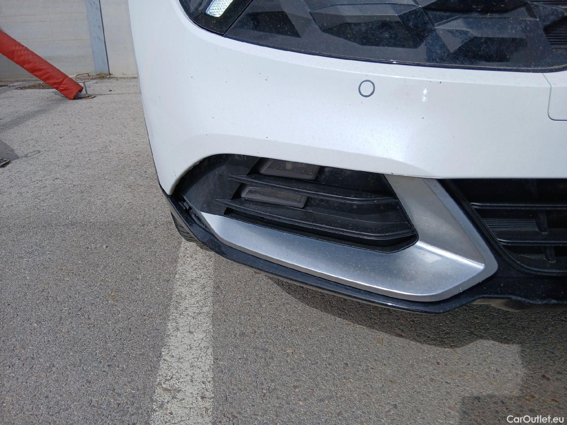  KIA  Sportage KIA  / 2022 / 5P / todoterreno 1.6 T-GDi MHEV 180CV Tech 4X4 DCT #11