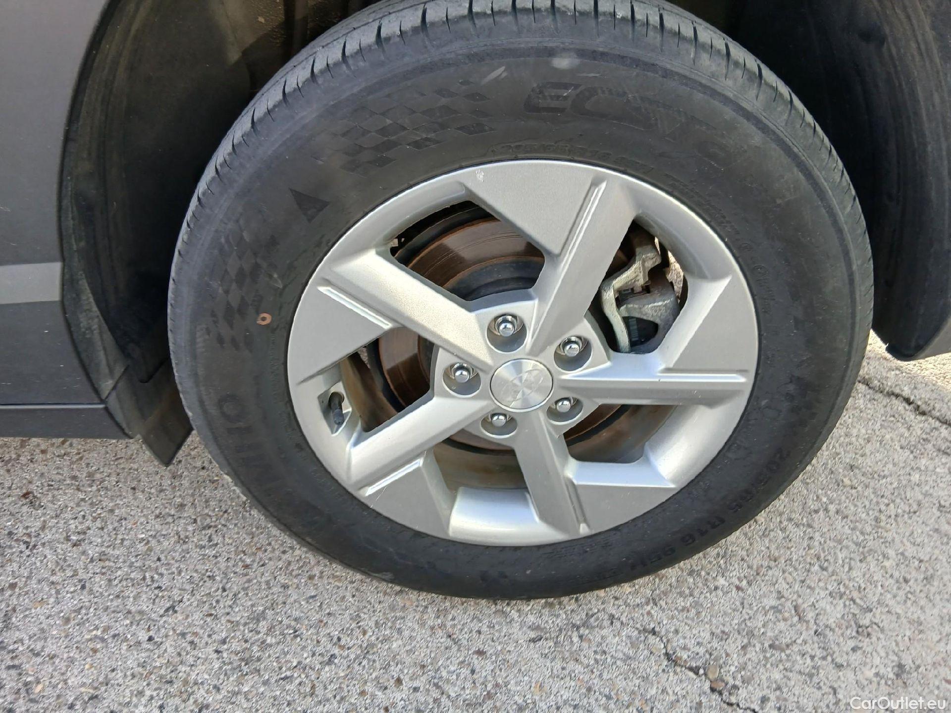  Hyundai  Konna HYUNDAI Kona / 2023 / 5P / todoterreno 1.6 GDI HEV Maxx DCT #20