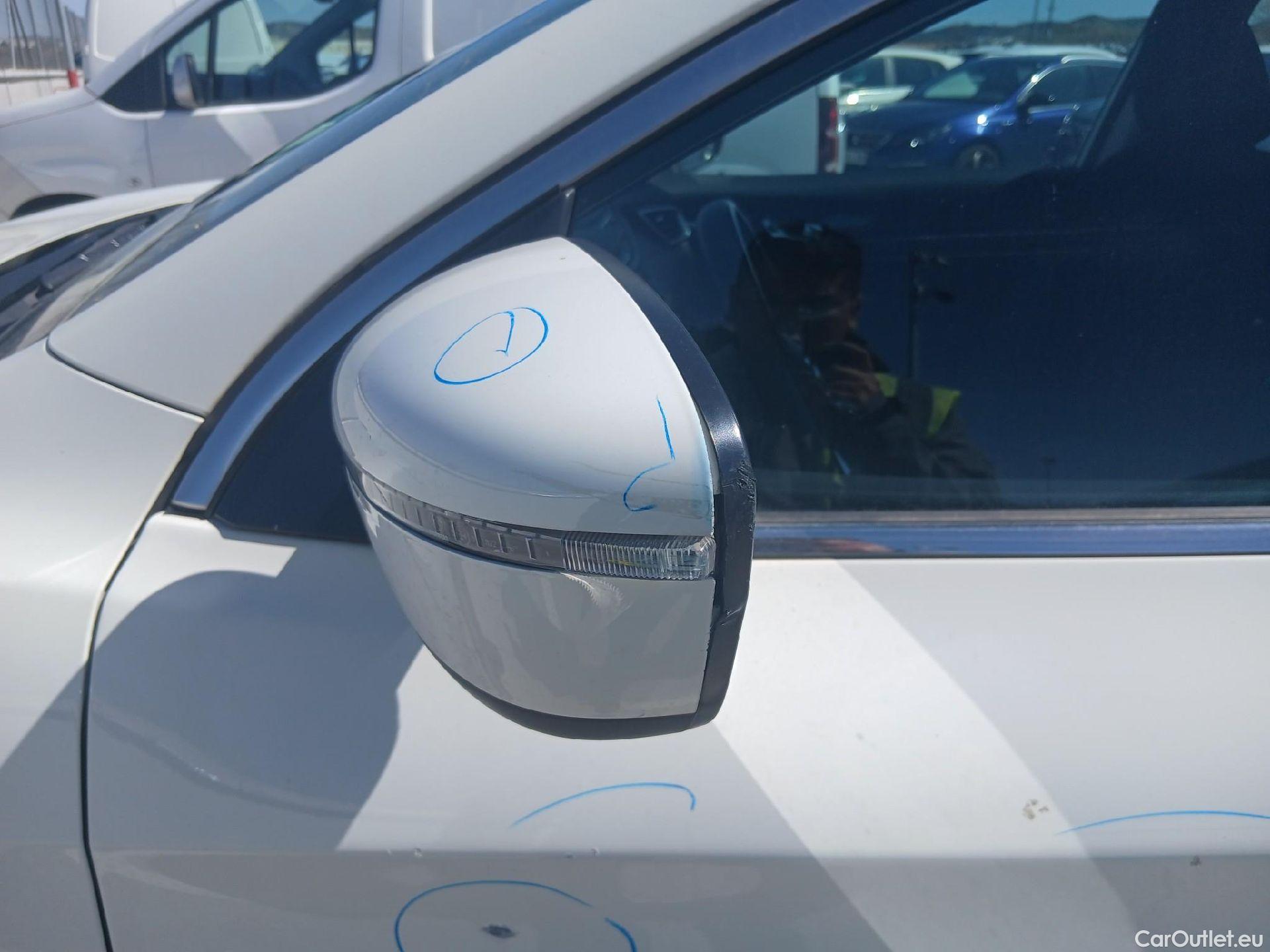  Nissan  Qashqai NISSAN  / 2017 / 5P / todoterreno DIG-T 103 kW (140 CV) E6D ACENTA (AC) #12