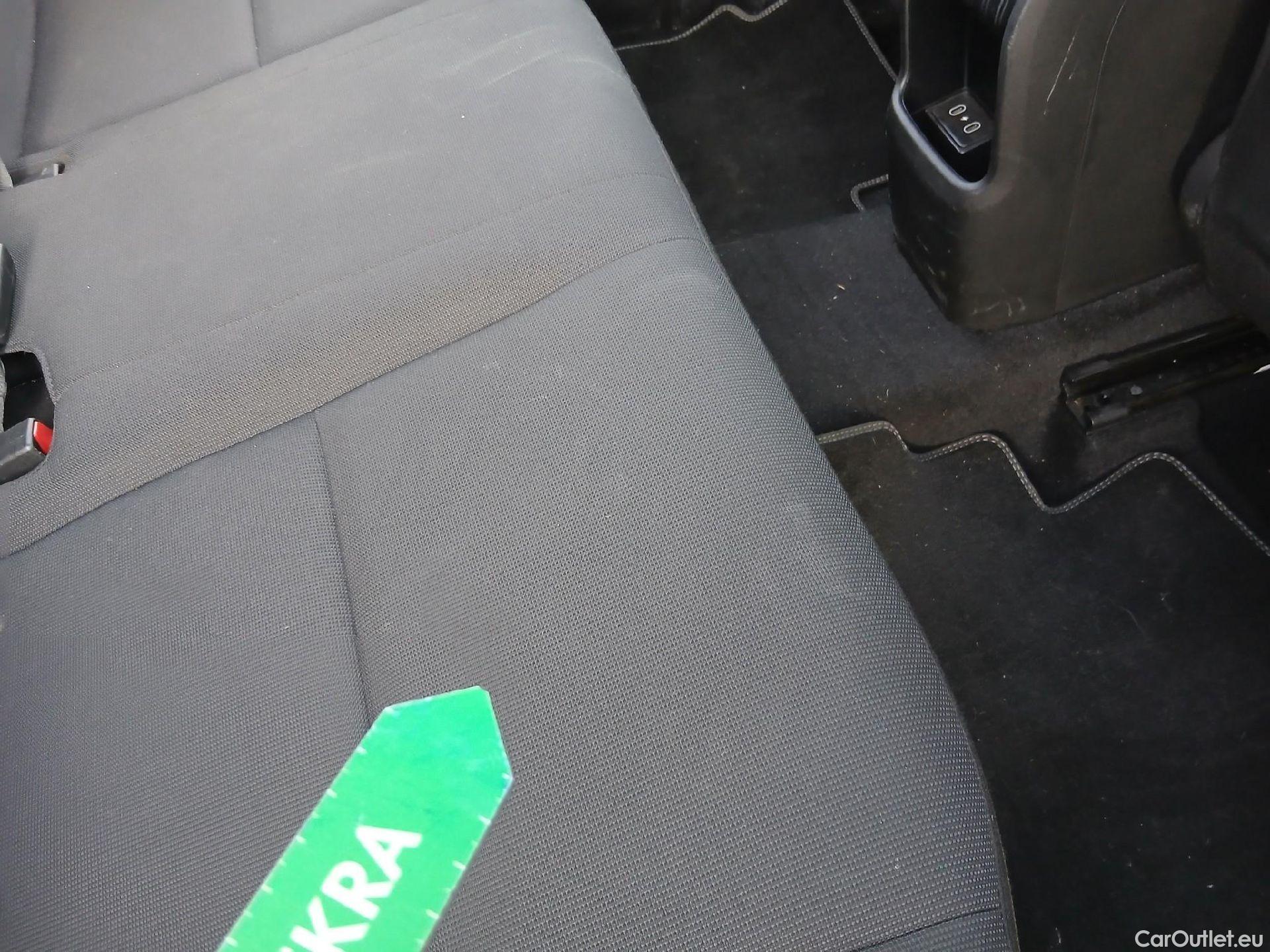  Hyundai  Konna HYUNDAI Kona / 2023 / 5P / todoterreno 1.6 GDI HEV Maxx DCT #46