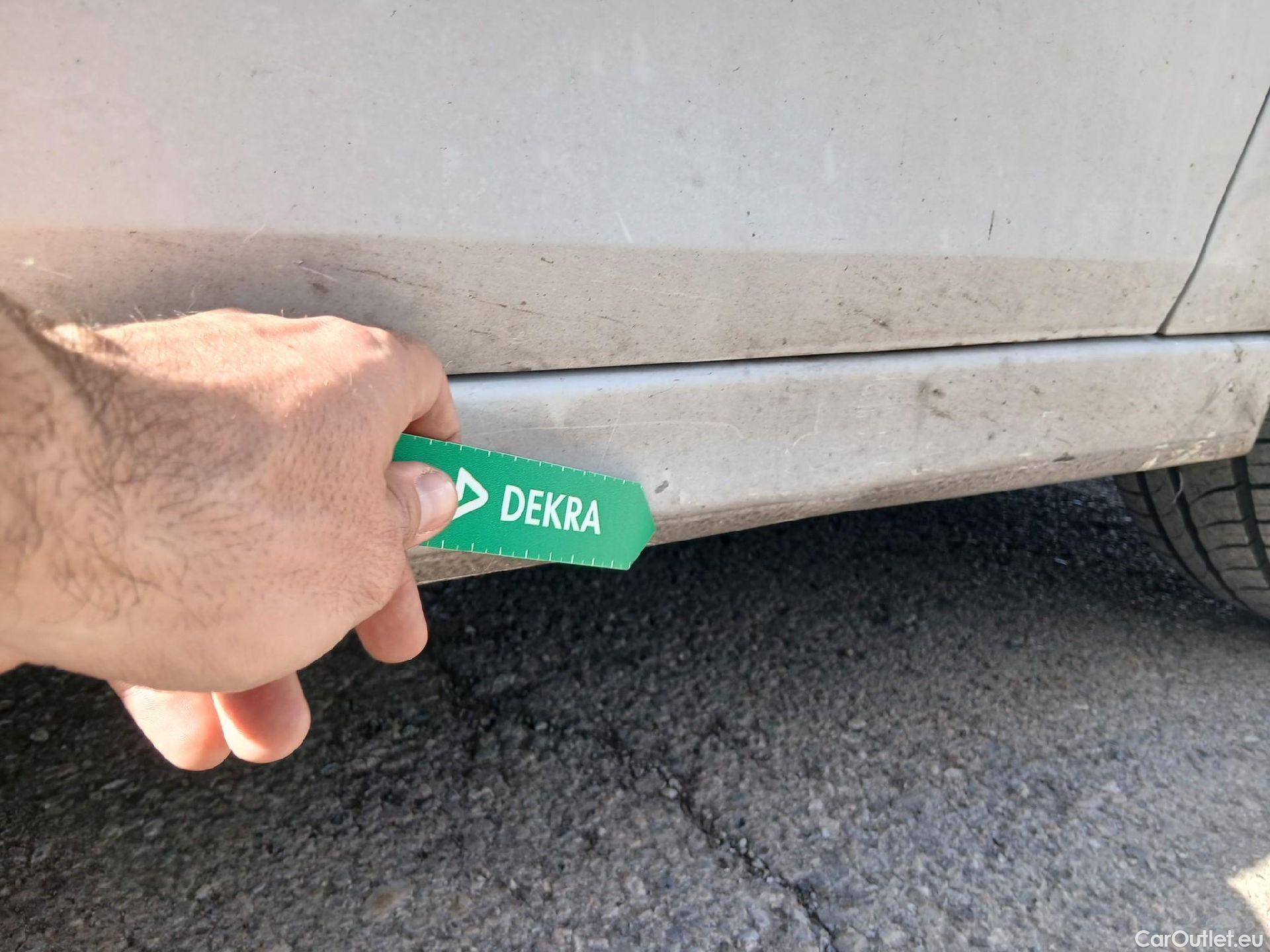  Opel  Corsa OPEL  1.2T XHL 74kW (100CV) Elegance #30