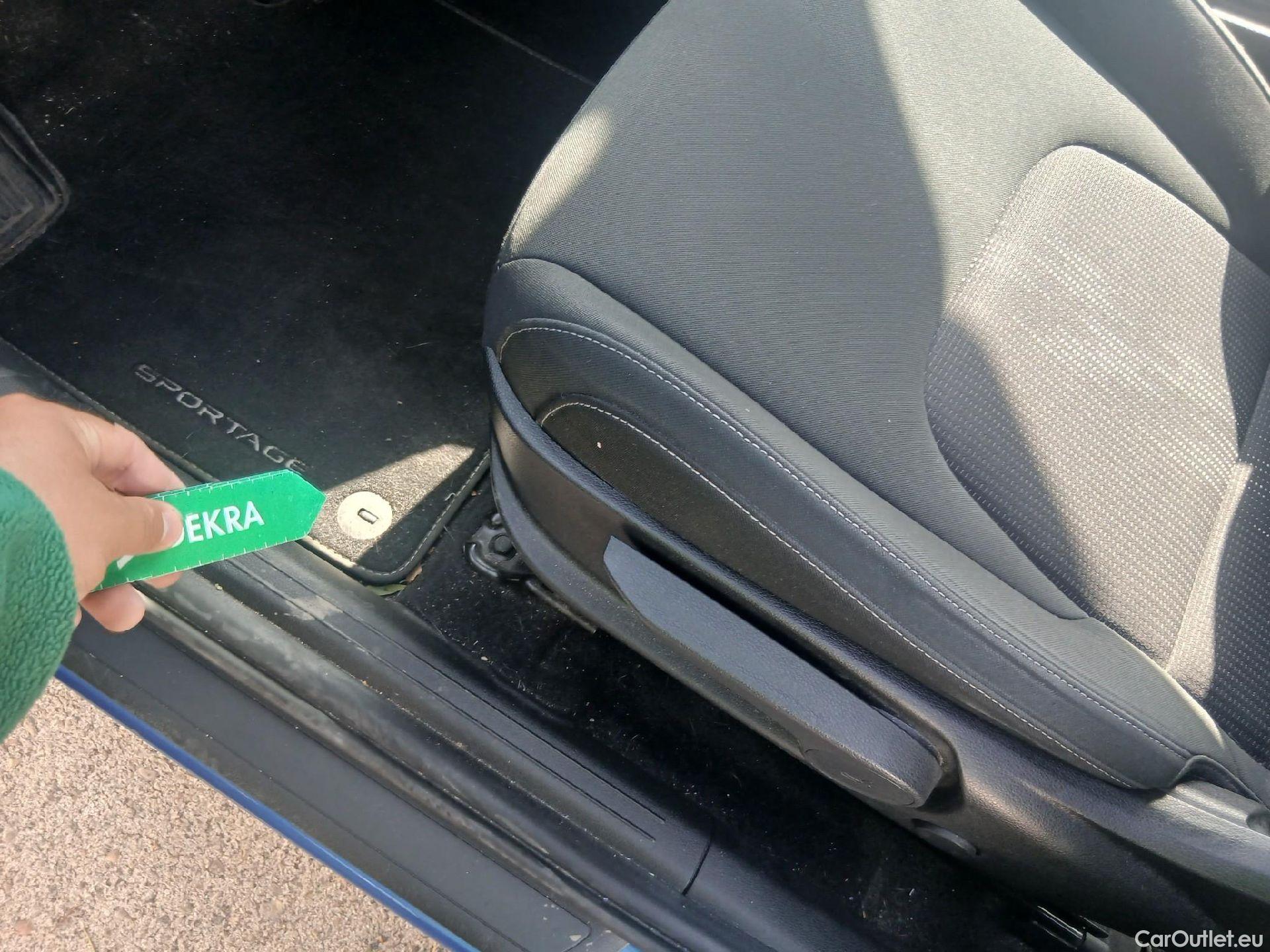  KIA  Sportage KIA  / 2022 / 5P / todoterreno 1.6 T-GDi 112kW (150CV) Drive 4X2 #6