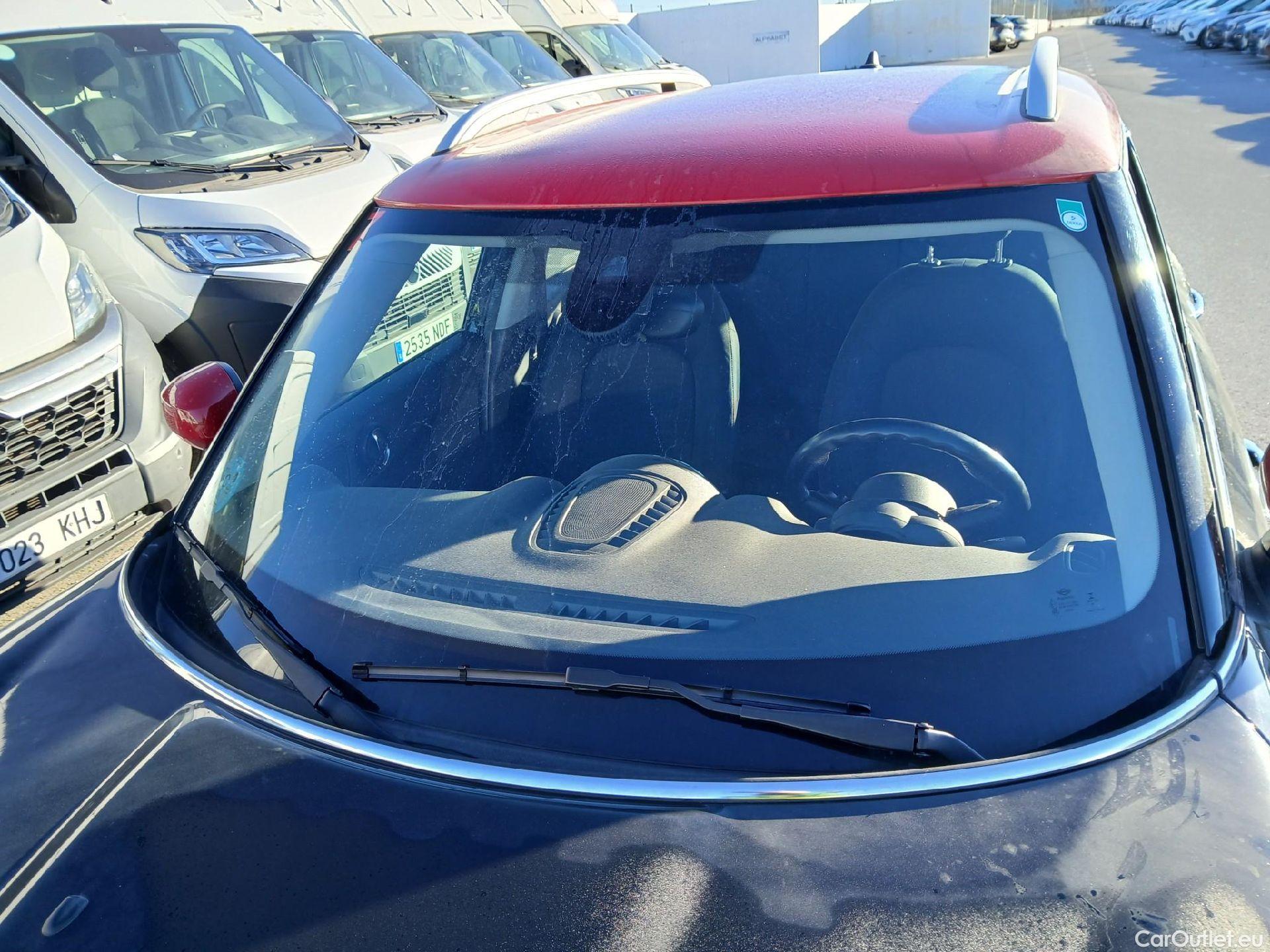  Mini  Countryman MINI  / 2016 / 5P / berlina con portón One #9