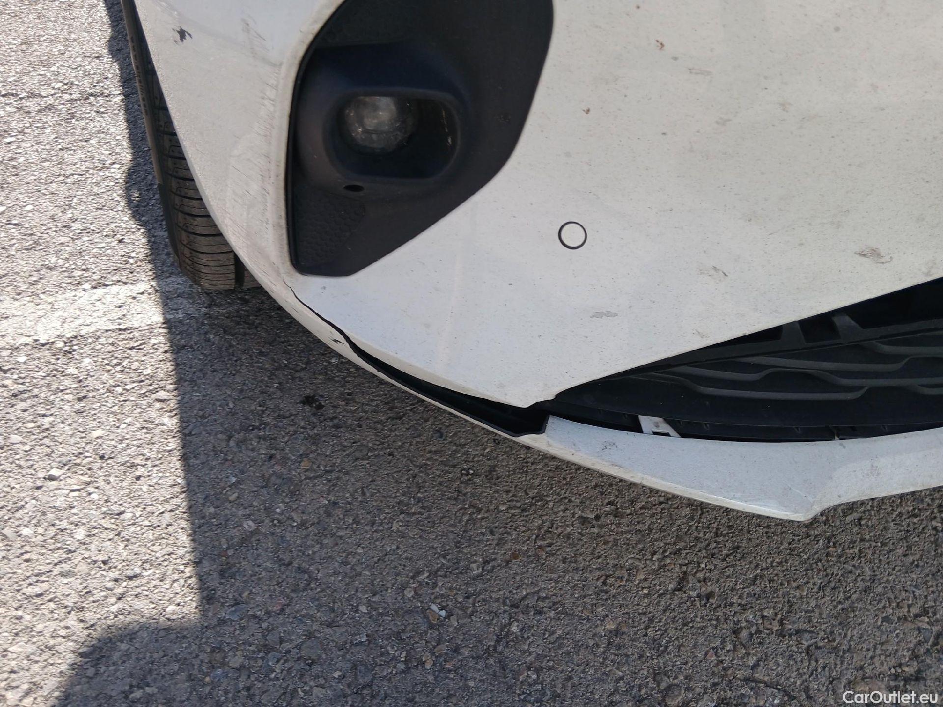  Opel  Corsa OPEL  1.2T XHL 74kW (100CV) Elegance #1