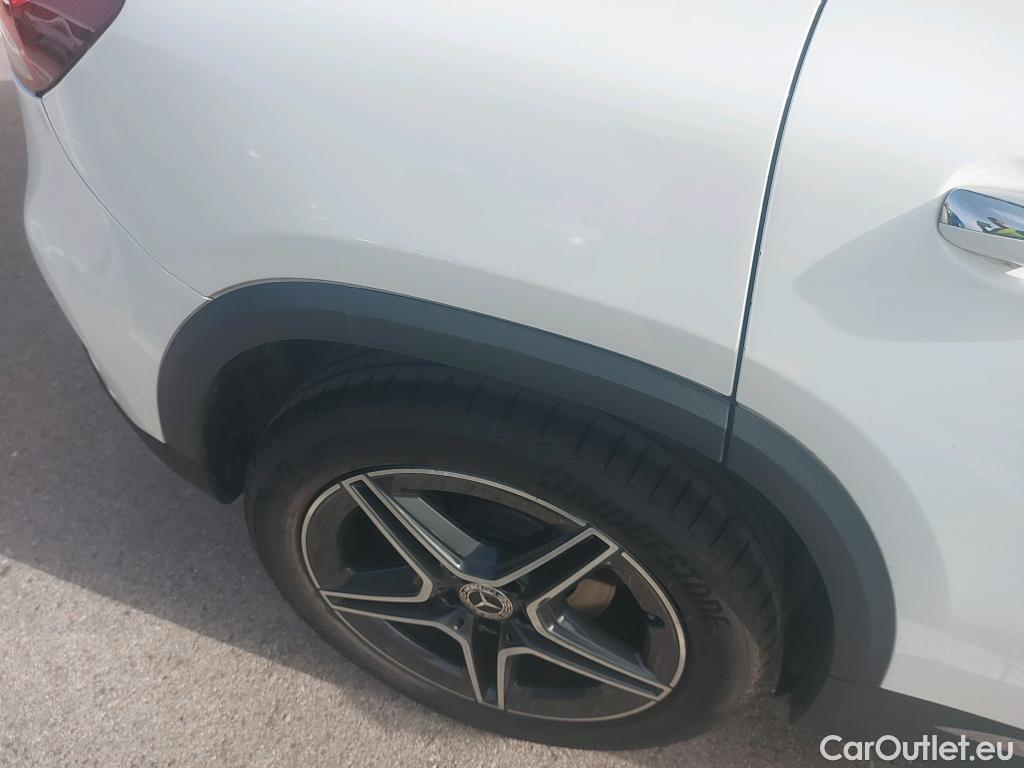  Mercedes  GLA MERCEDES-BENZ  / 2020 / 5P / todoterreno  220 D 4MATIC #13