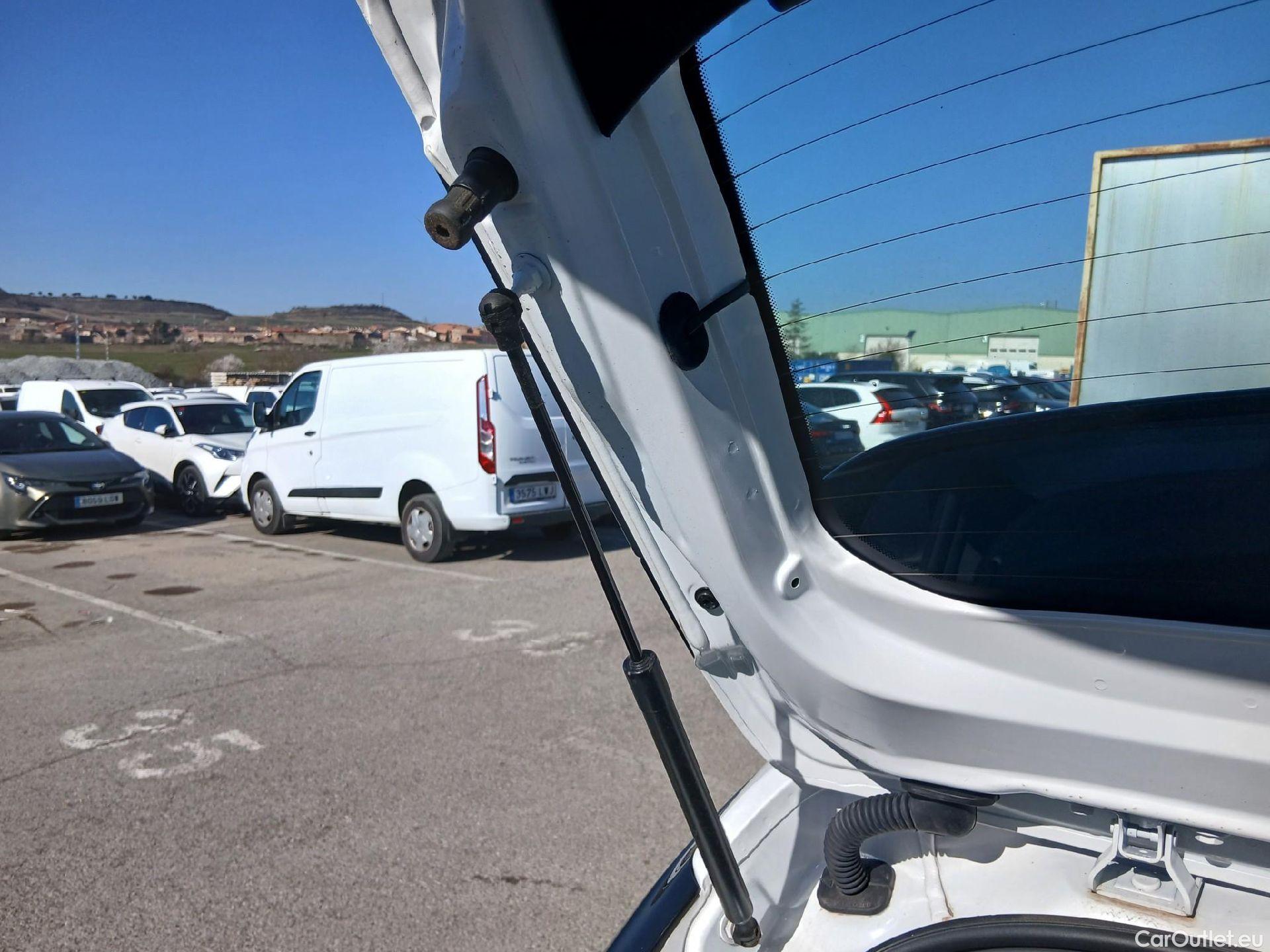  Opel  Corsa OPEL  1.2T XHL 74kW (100CV) Elegance #35