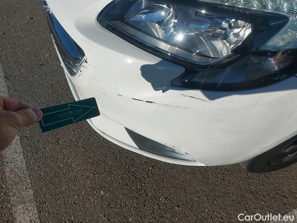  Opel  Corsa OPEL  / 2014 / 5P / berlina con portón 1.4 66kW (90CV) 120 Aniversario #21