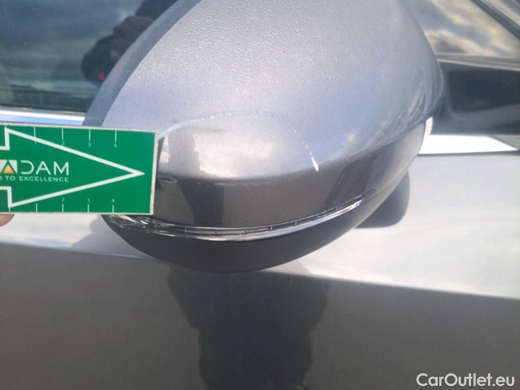  Nissan  Qashqai NISSAN  / 2021 / 5P / todoterreno DIG-T 116kW (158CV) mHEV Xtronic Acenta (AC9) #23