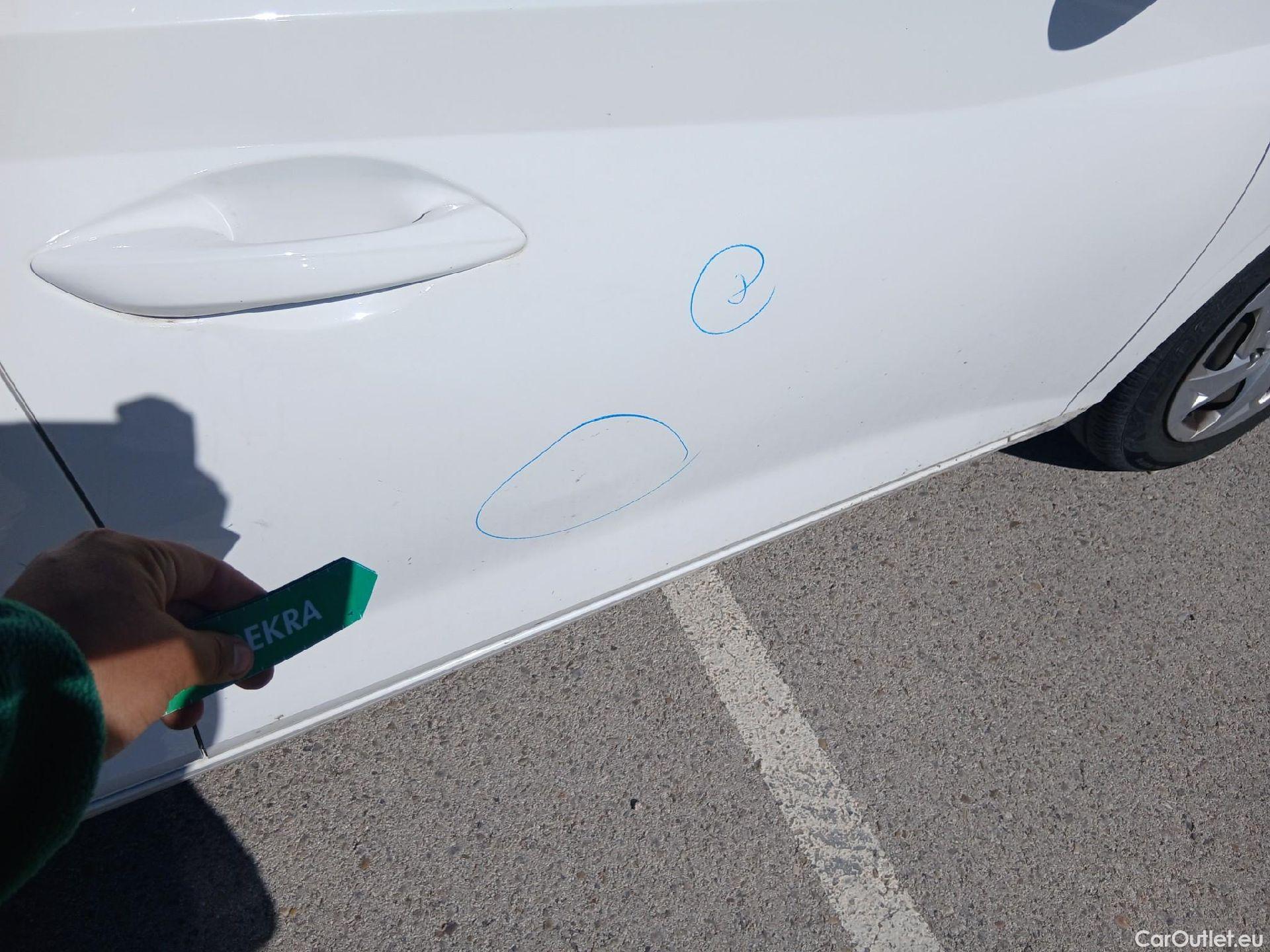  Hyundai  i20 HYUNDAI  / 2020 / 5P / berlina con portón 1.0 TGDI 74kW (100CV) 48V Essence #31