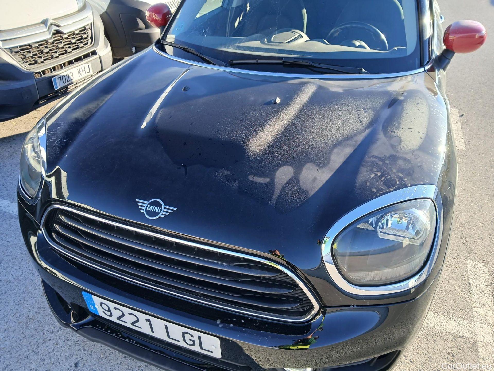  Mini  Countryman MINI  / 2016 / 5P / berlina con portón One #8