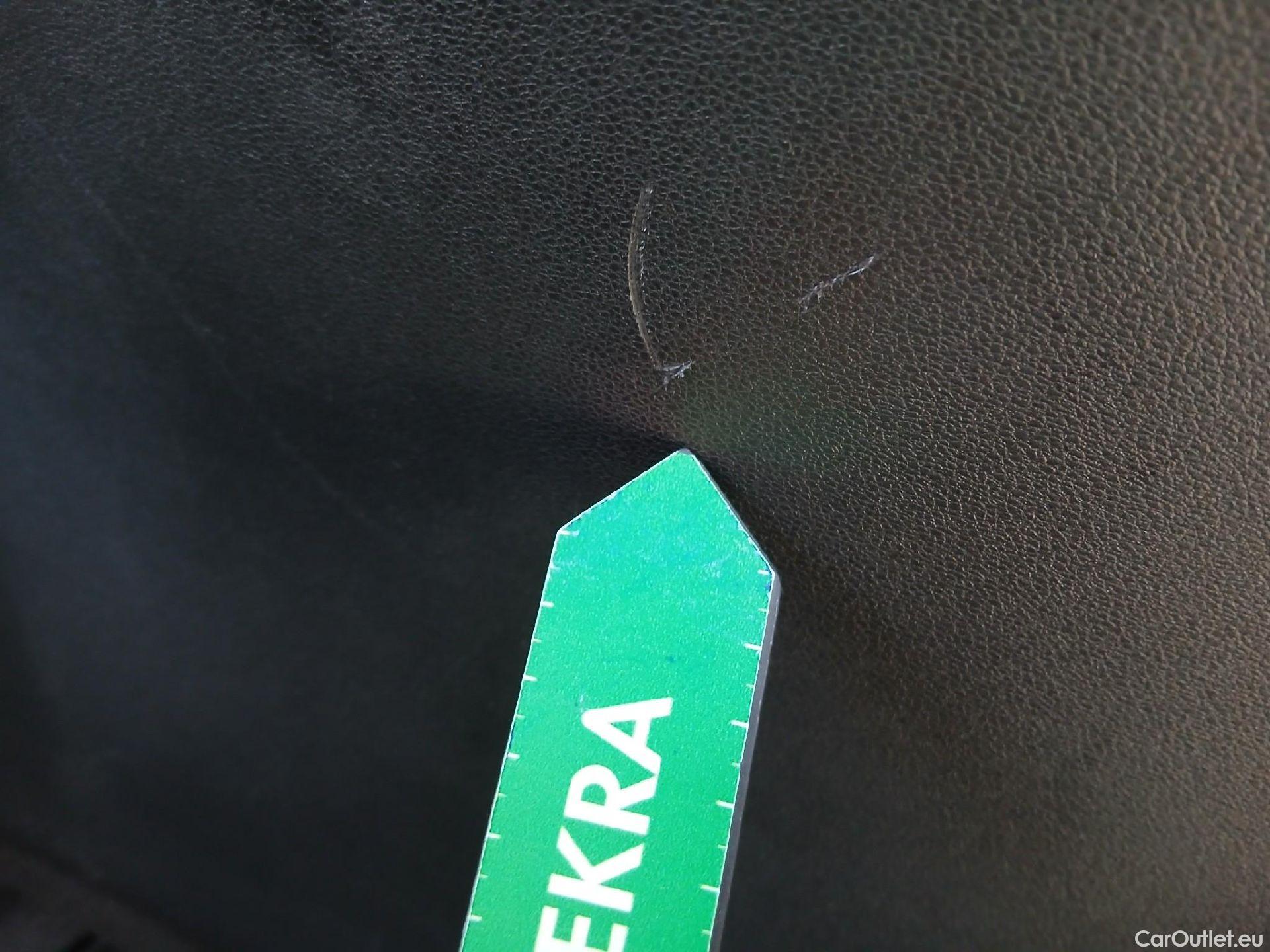  Hyundai  Konna HYUNDAI Kona / 2023 / 5P / todoterreno 1.6 GDI HEV Maxx DCT #54