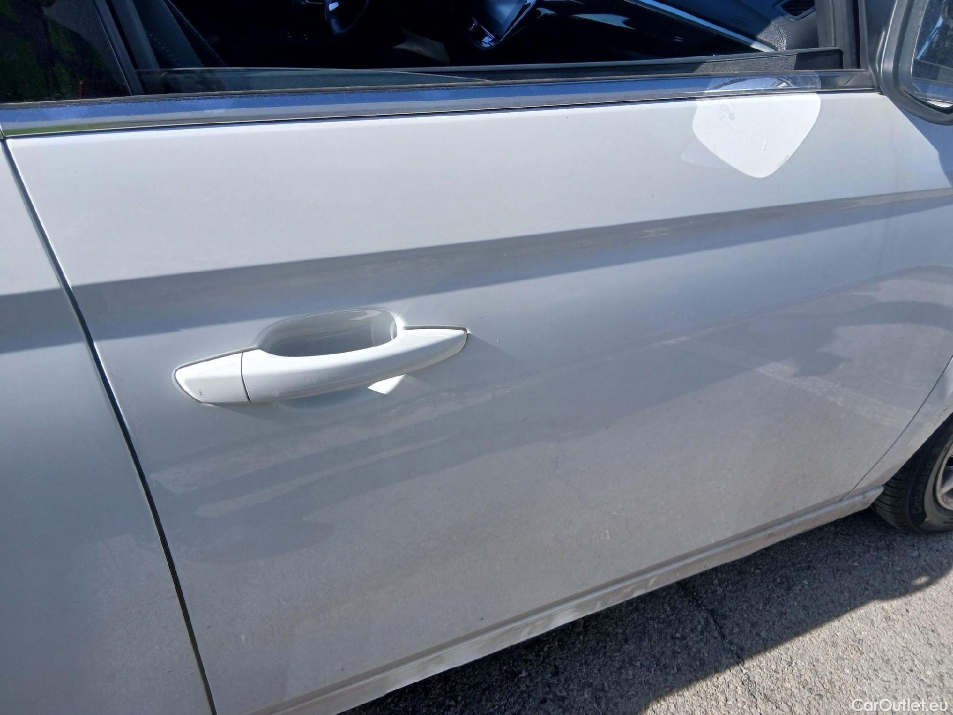  Opel  Corsa OPEL  1.2T XHL 74kW (100CV) Elegance #28