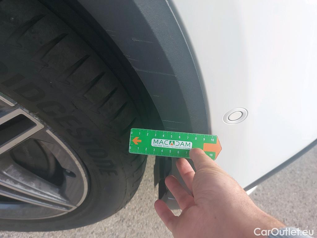  Mercedes  GLA MERCEDES-BENZ  / 2020 / 5P / todoterreno  220 D 4MATIC #12