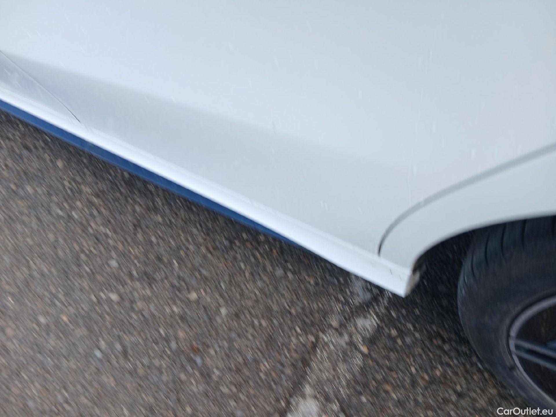  Mercedes  A-Klasse MERCEDES-BENZ Clase A / 2018 / 5P / berlina con portón A 200 d #6