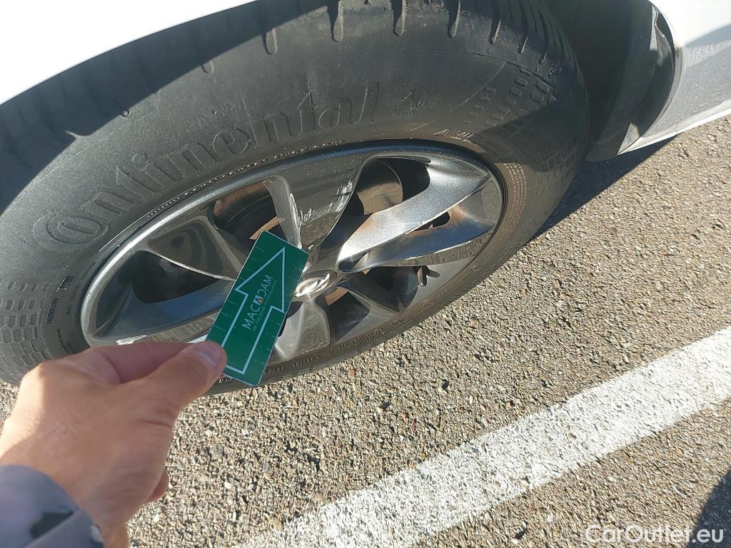  Opel  Corsa OPEL  / 2014 / 5P / berlina con portón 1.4 66kW (90CV) 120 Aniversario #16