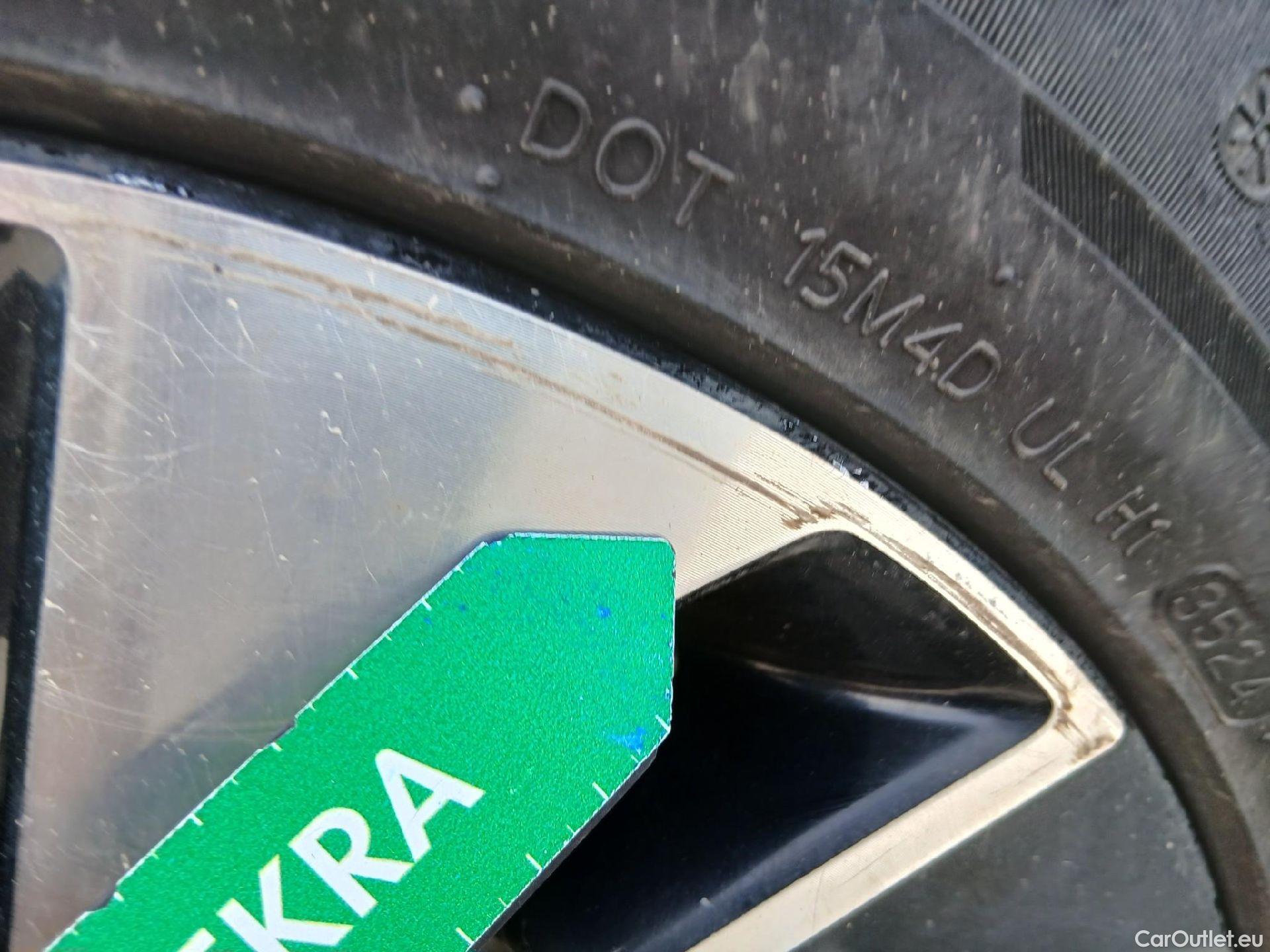  KIA  Sportage KIA  / 2022 / 5P / todoterreno 1.6 T-GDi MHEV 180CV Tech 4X4 DCT #15