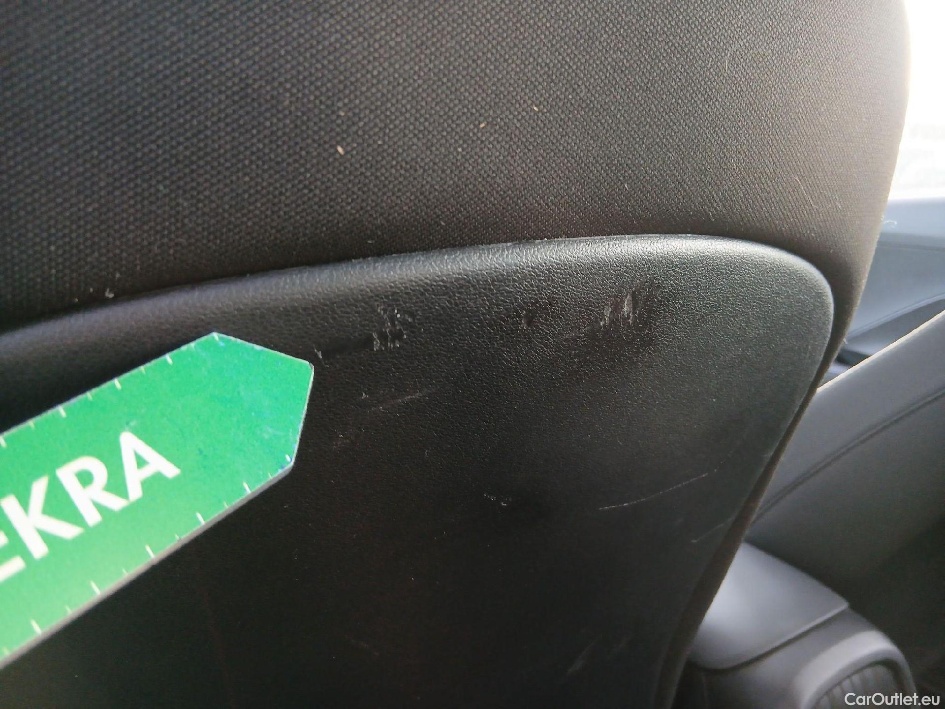  Hyundai  Konna HYUNDAI Kona / 2023 / 5P / todoterreno 1.6 GDI HEV Maxx DCT #56