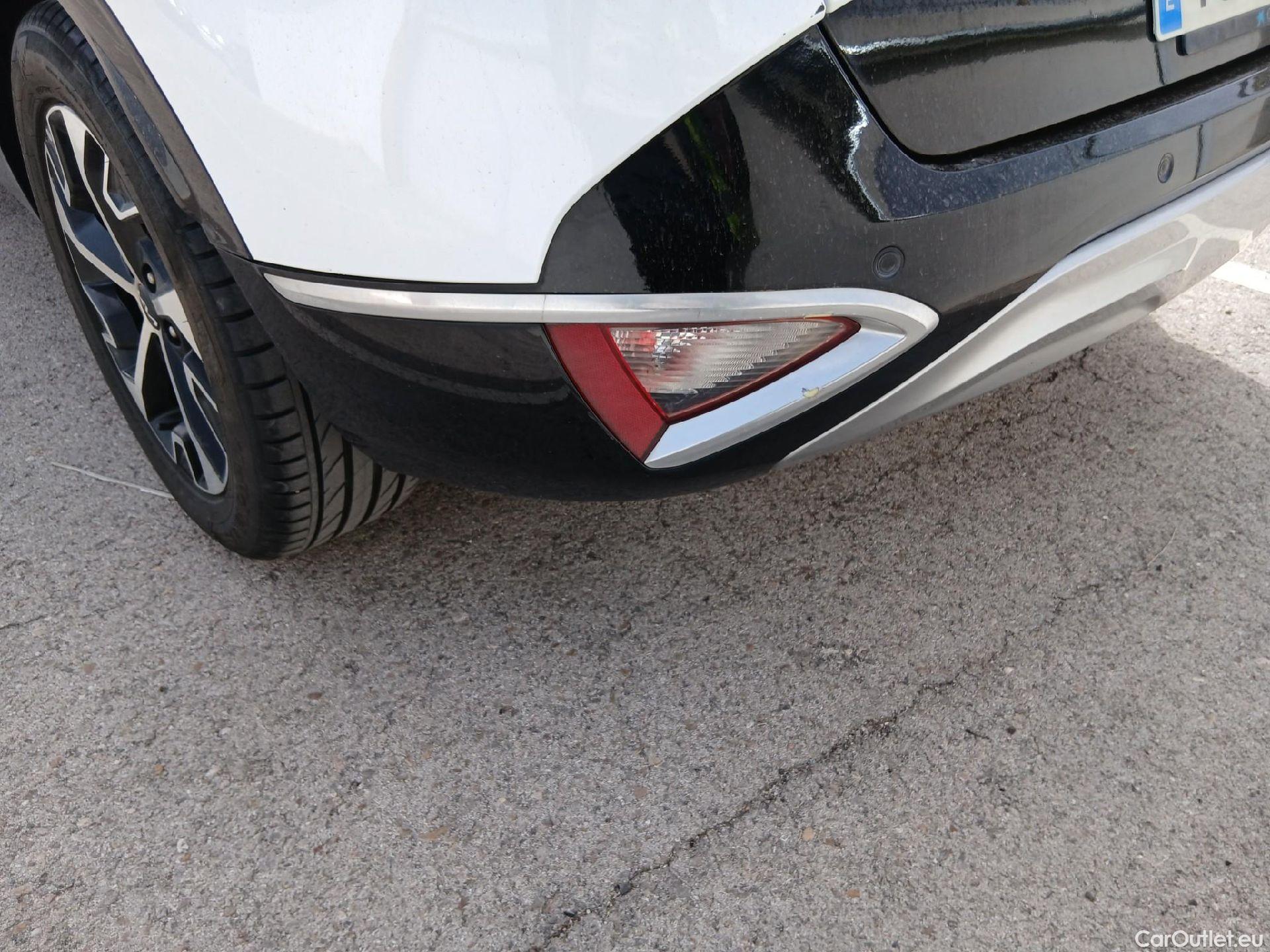  KIA  Sportage KIA  / 2022 / 5P / todoterreno 1.6 T-GDi MHEV 180CV Tech 4X4 DCT #32