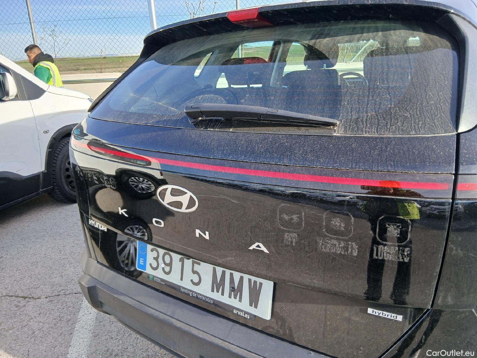  Hyundai  Konna HYUNDAI Kona / 2023 / 5P / todoterreno 1.6 GDI HEV Maxx DCT #26