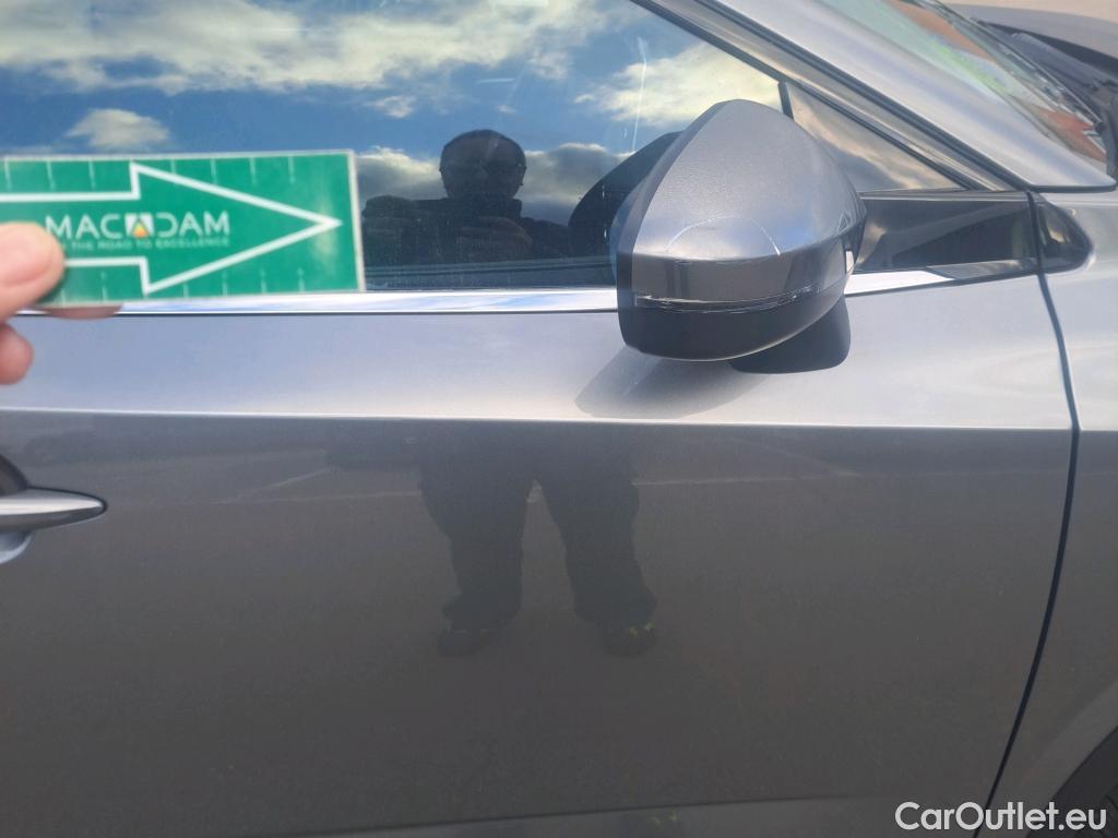  Nissan  Qashqai NISSAN  / 2021 / 5P / todoterreno DIG-T 116kW (158CV) mHEV Xtronic Acenta (AC9) #22