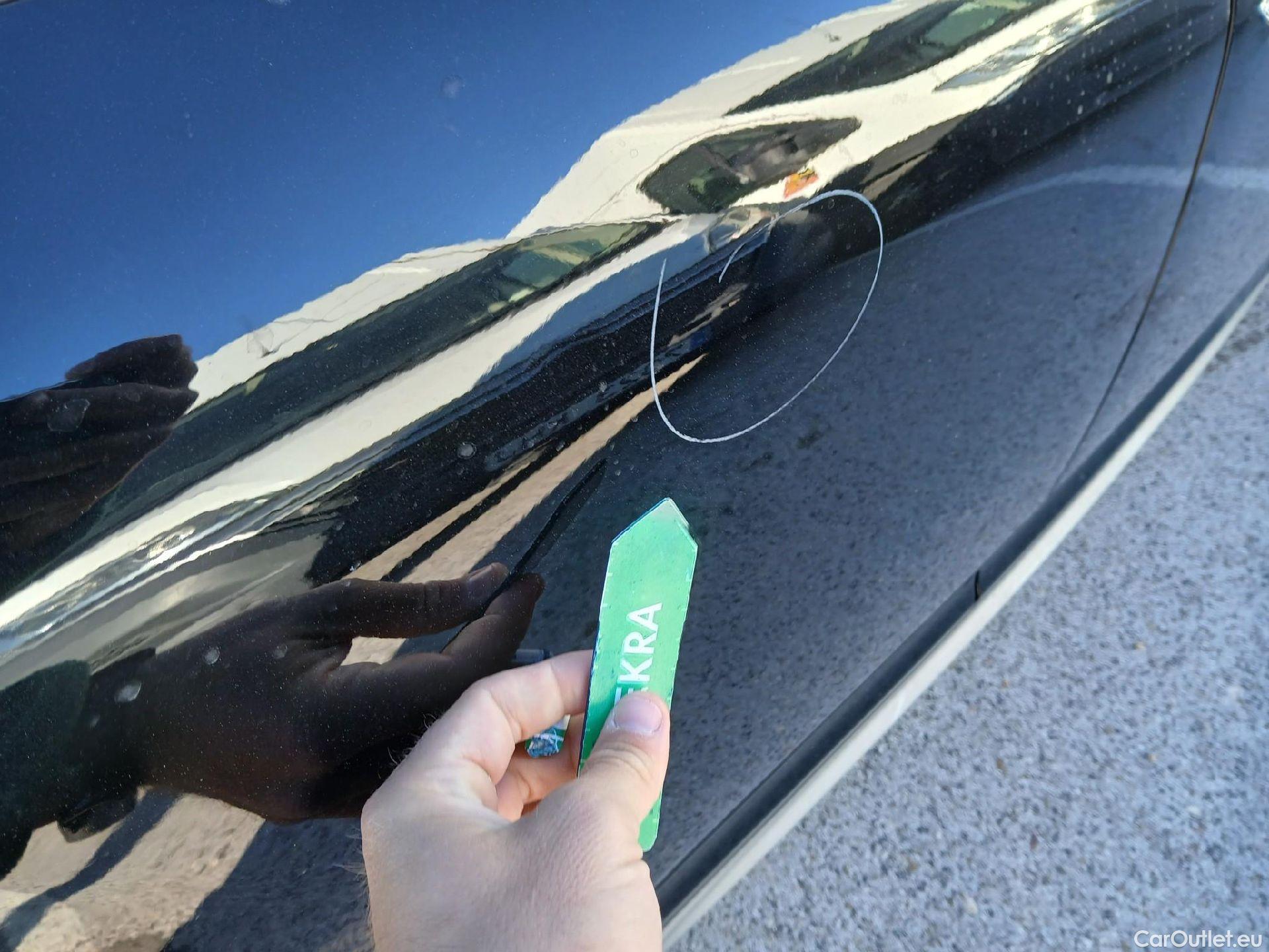  Mini  Countryman MINI  / 2016 / 5P / berlina con portón One #13