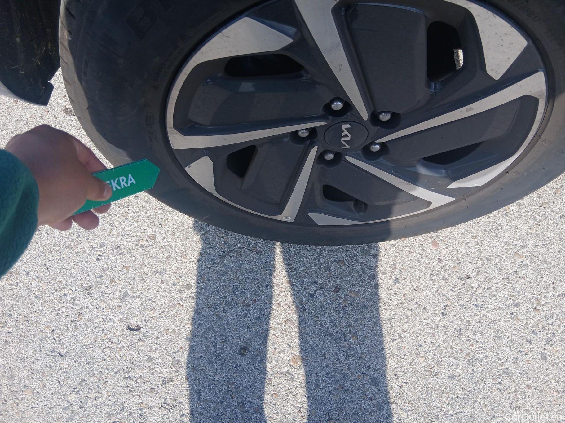  KIA  Sportage KIA  / 2022 / 5P / todoterreno 1.6 T-GDi 112kW (150CV) Drive 4X2 #31