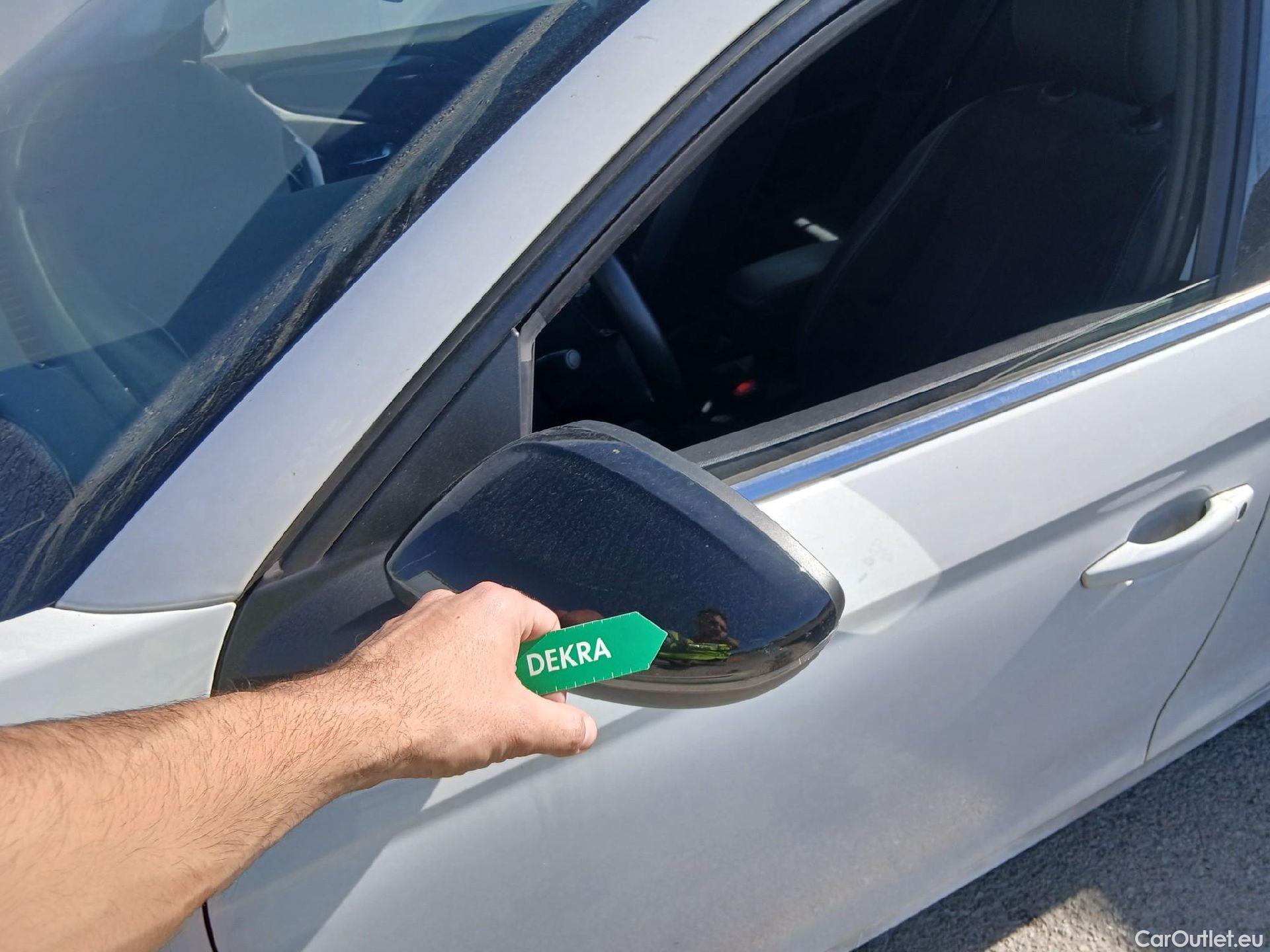  Opel  Corsa OPEL  1.2T XHL 74kW (100CV) Elegance #9