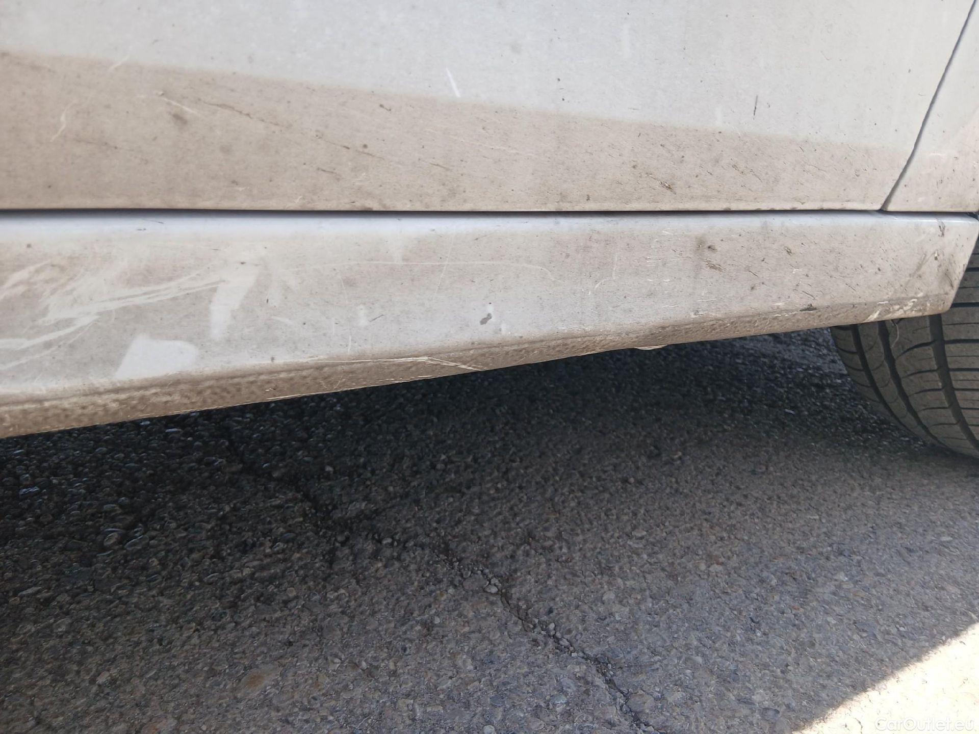  Opel  Corsa OPEL  1.2T XHL 74kW (100CV) Elegance #29