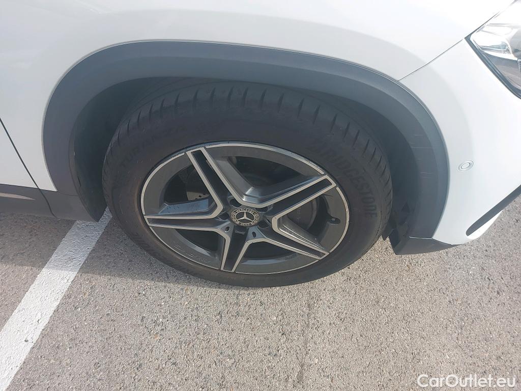  Mercedes  GLA MERCEDES-BENZ  / 2020 / 5P / todoterreno  220 D 4MATIC #1