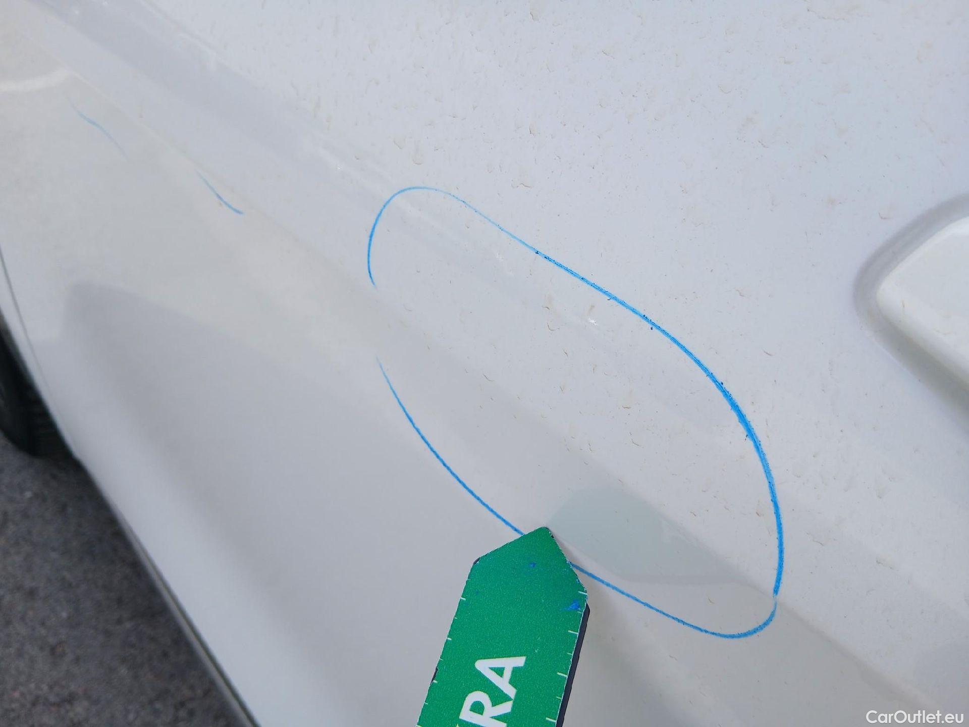  KIA  Sportage KIA  / 2022 / 5P / todoterreno 1.6 T-GDi MHEV 180CV Tech 4X4 DCT #19