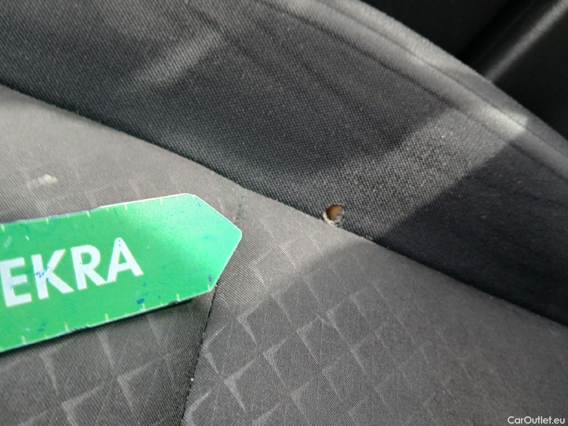  Nissan  Juke NISSAN  / 2019 / 5P / crossover DIG-T 84 kW (114 CV) DCT 7 Vel. Acenta #3