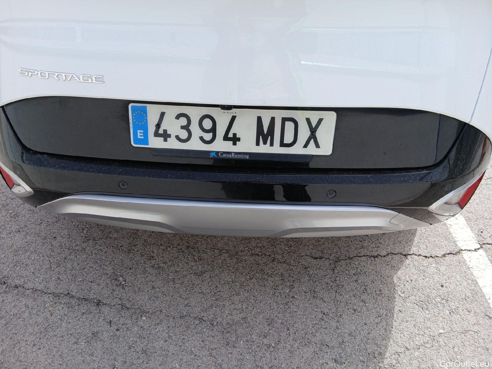  KIA  Sportage KIA  / 2022 / 5P / todoterreno 1.6 T-GDi MHEV 180CV Tech 4X4 DCT #37