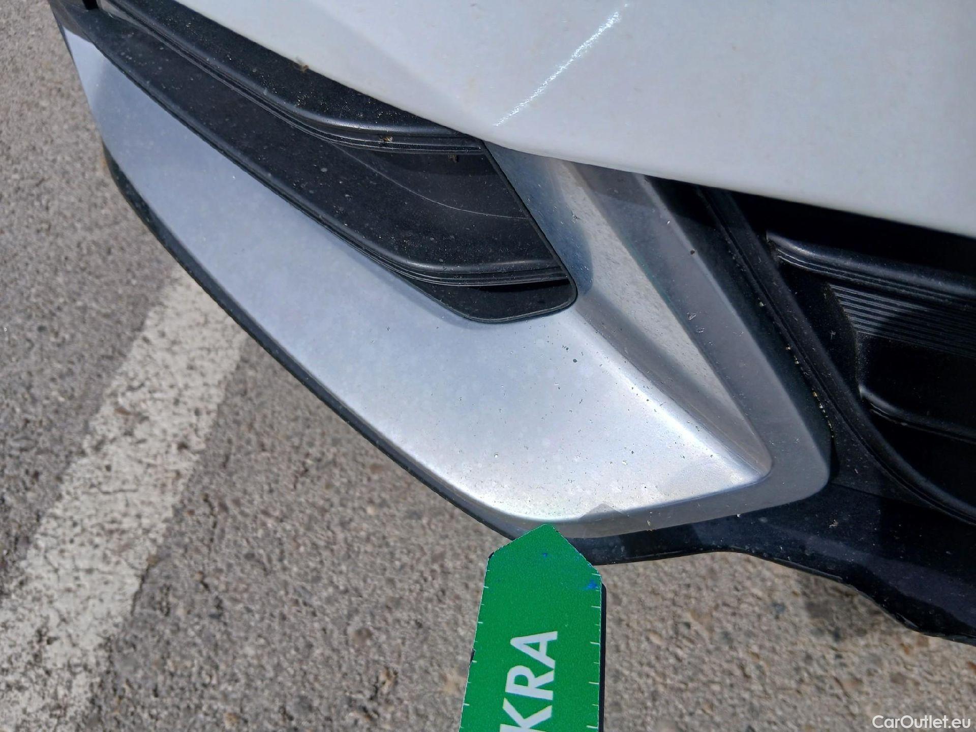  KIA  Sportage KIA  / 2022 / 5P / todoterreno 1.6 T-GDi MHEV 180CV Tech 4X4 DCT #12