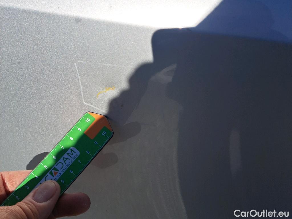  Toyota  Corolla TOYOTA  / 2019 / 5P / familiar 1.8 125H ACTIVE TECH E-CVT TOU SPORT #18