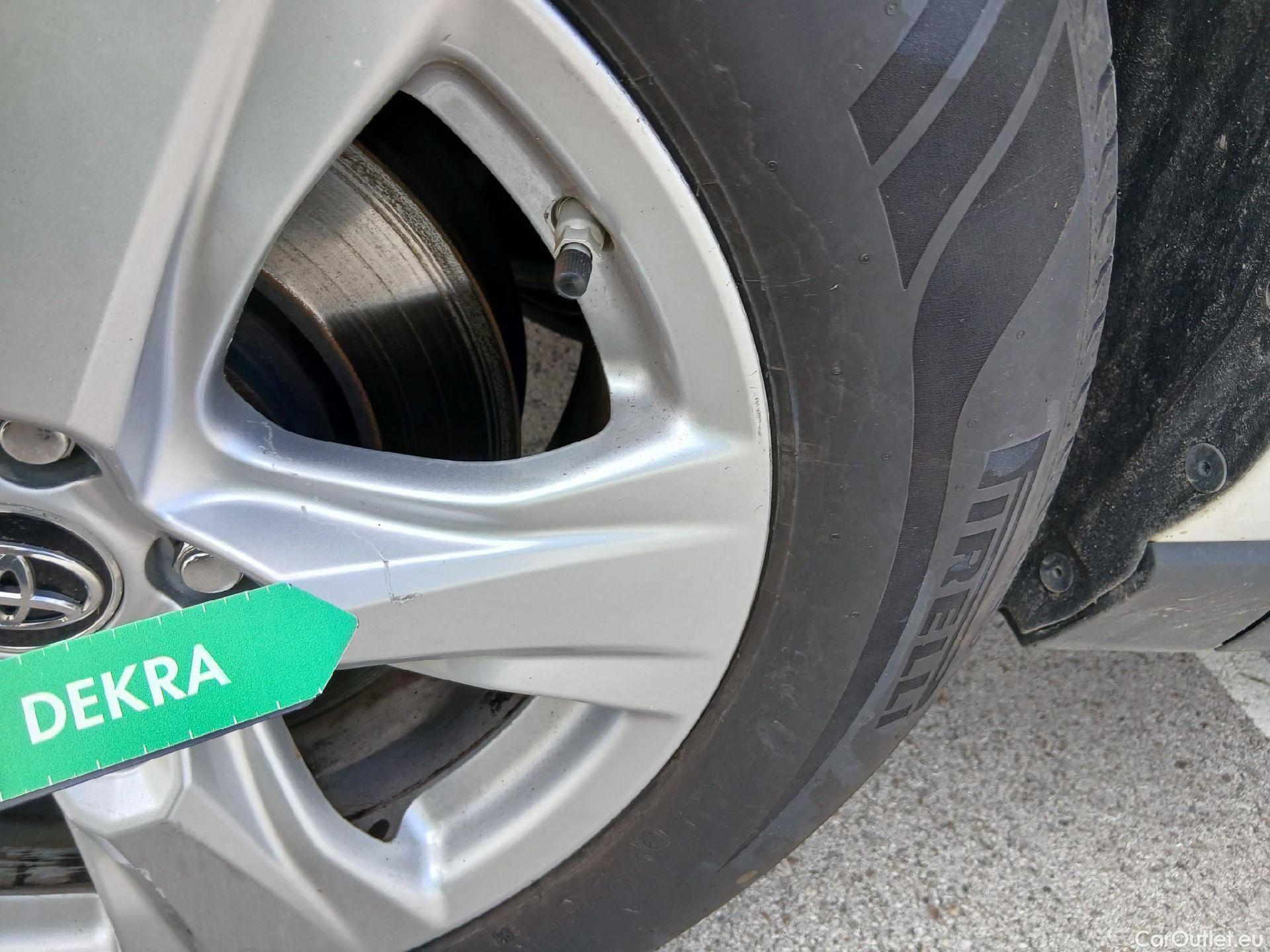  Toyota  RAV4 TOYOTA  / 2018 / 5P / todoterreno 2.5l Business #1