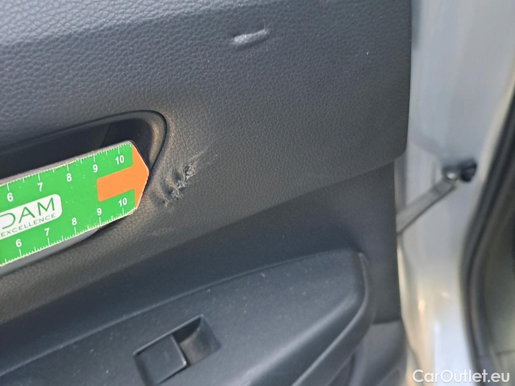  Toyota  Corolla TOYOTA  / 2019 / 5P / familiar 1.8 125H ACTIVE TECH E-CVT TOU SPORT #57