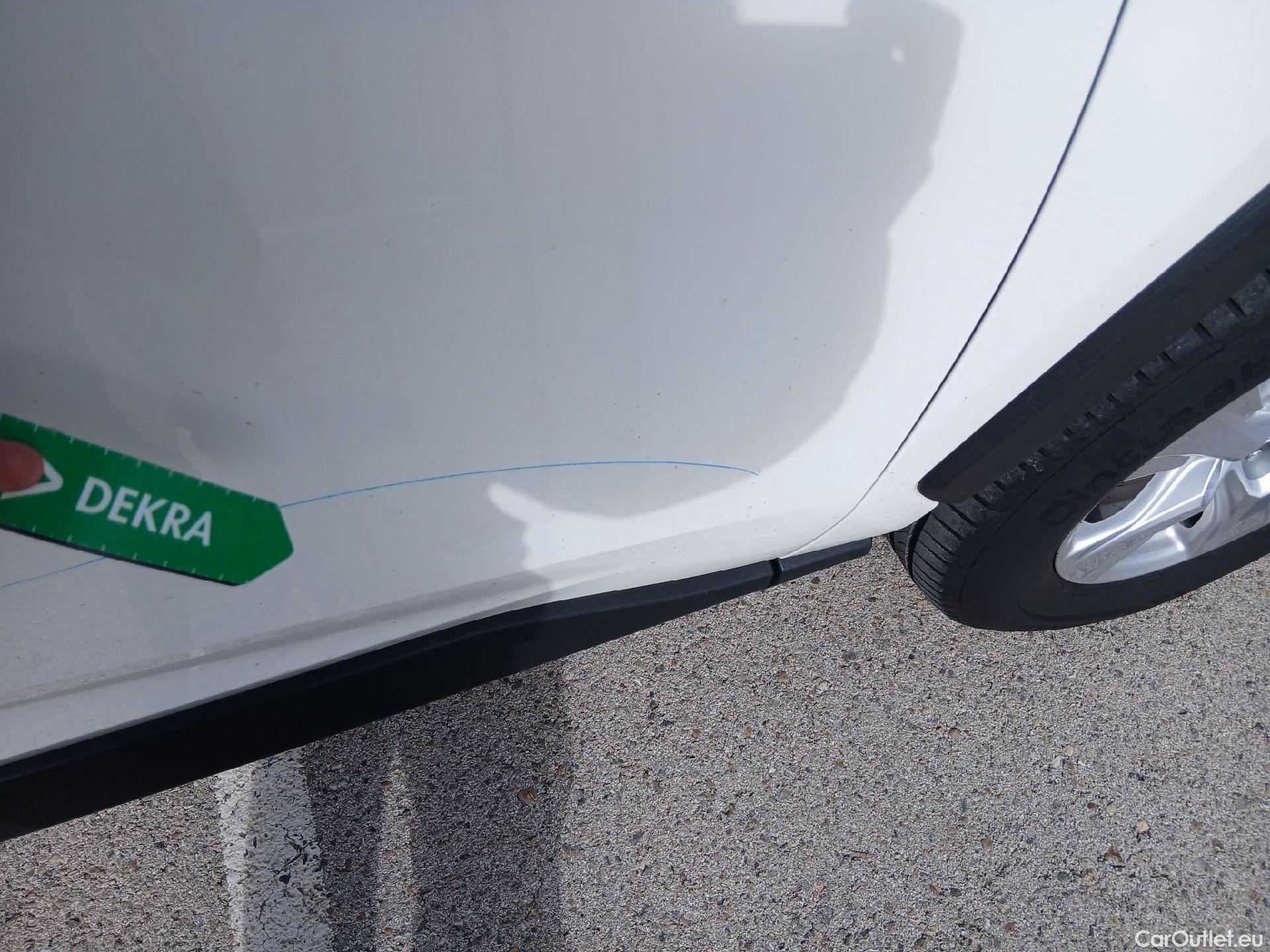  Toyota  RAV4 TOYOTA  / 2018 / 5P / todoterreno 2.5l Business #32