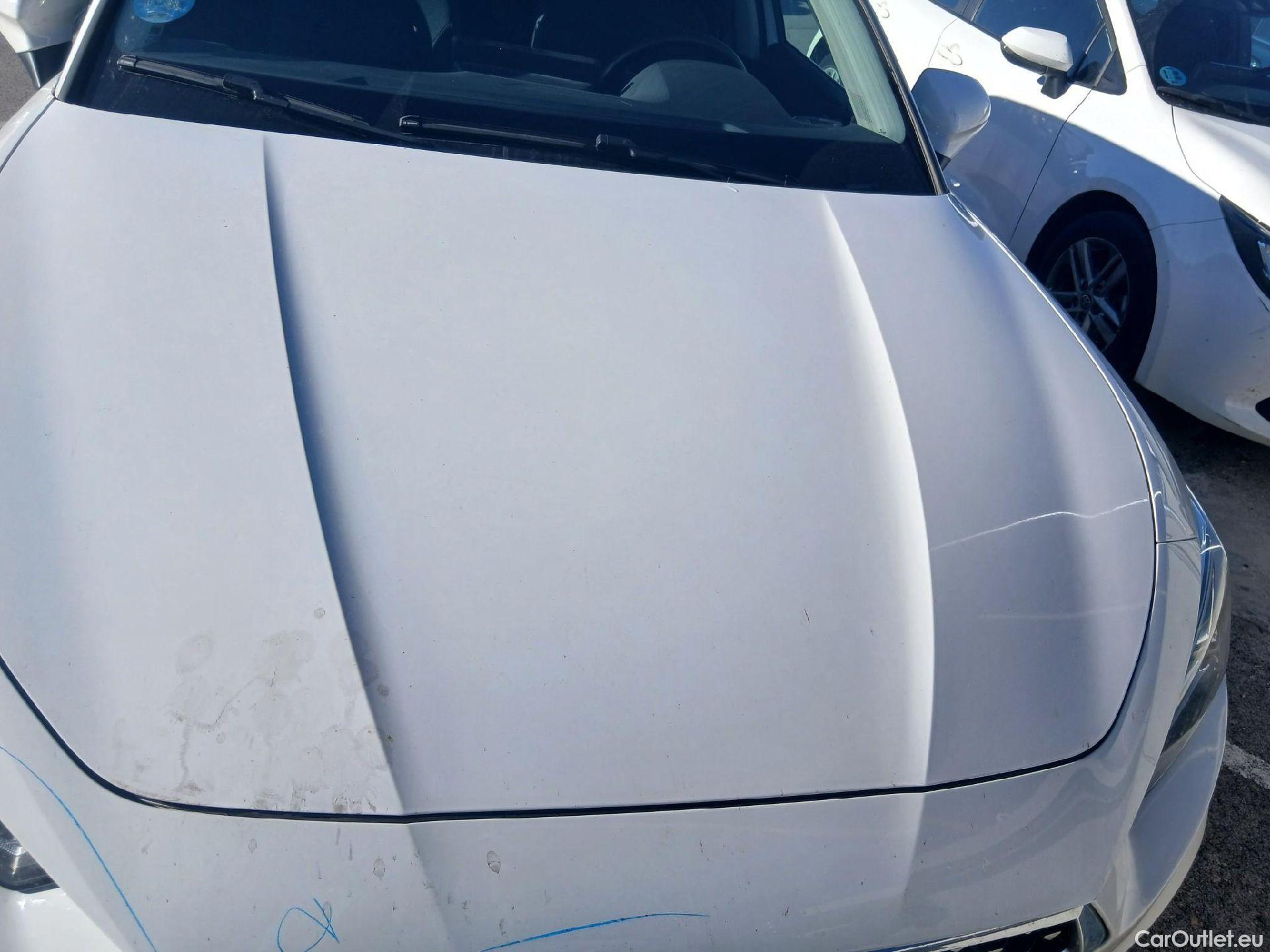  Seat  Leon SEAT Nuevo León / 2020 / 5P / familiar SP 1.4 e-Hybrid DSG S&S Xcellence Go L #9