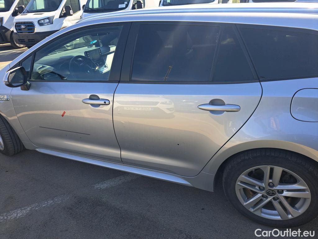  Toyota  Corolla TOYOTA  / 2019 / 5P / familiar 1.8 125H ACTIVE TECH E-CVT TOU SPORT #33