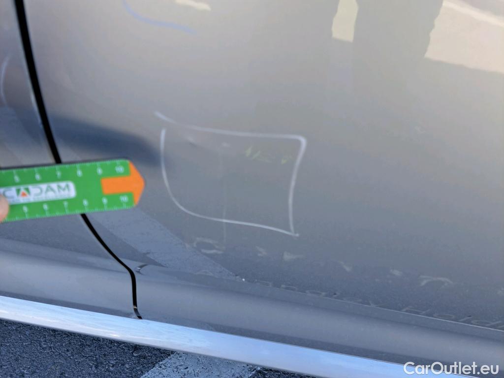  Toyota  Corolla TOYOTA  / 2019 / 5P / familiar 1.8 125H ACTIVE TECH E-CVT TOU SPORT #23