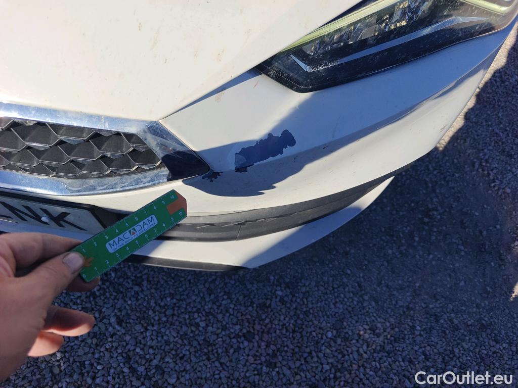  Seat  Leon SEAT Nuevo León / 2020 / 5P / familiar SP 1.4 e-Hybrid DSG S&S Xcellence Go L #14