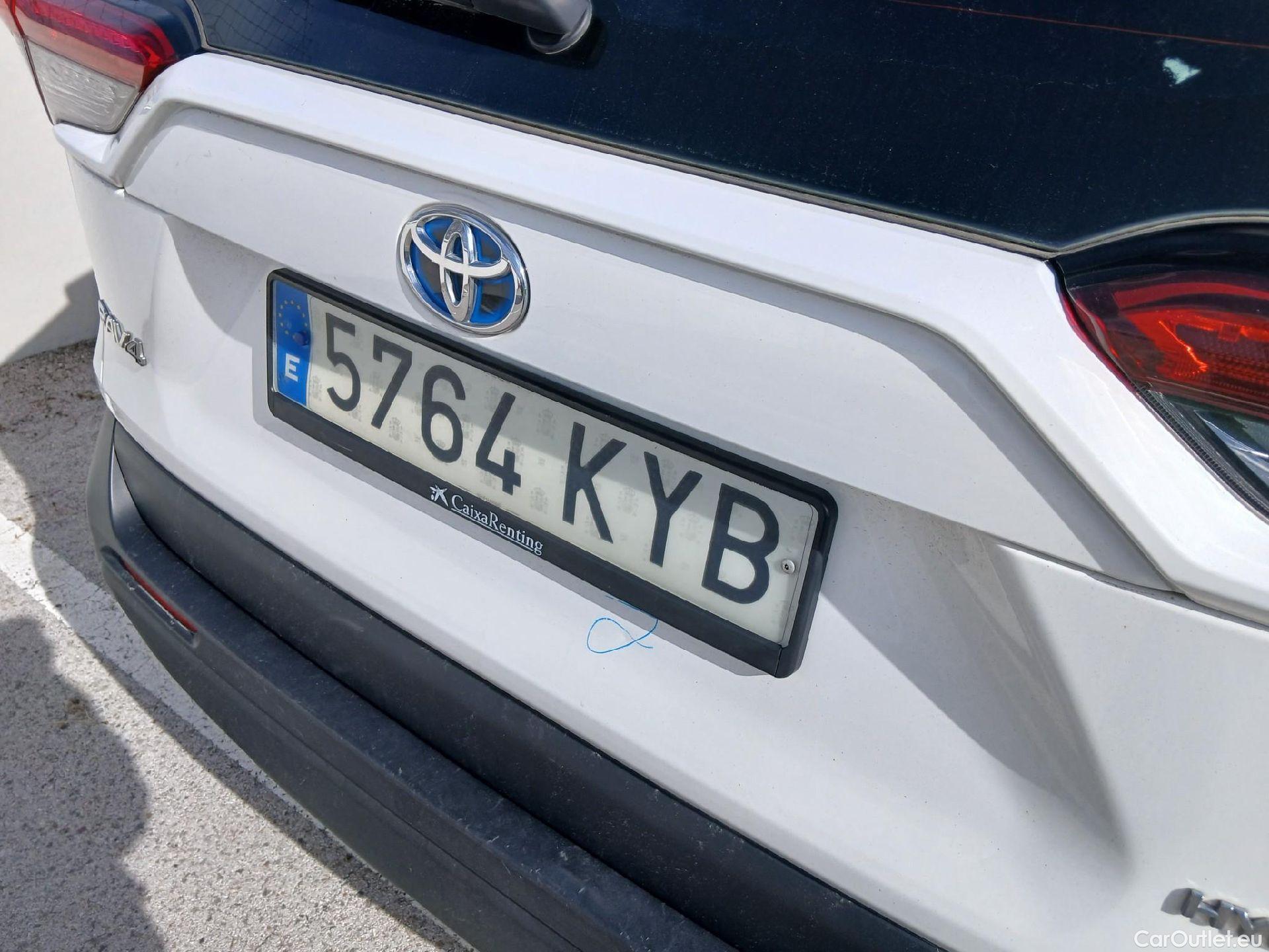  Toyota  RAV4 TOYOTA  / 2018 / 5P / todoterreno 2.5l Business #22