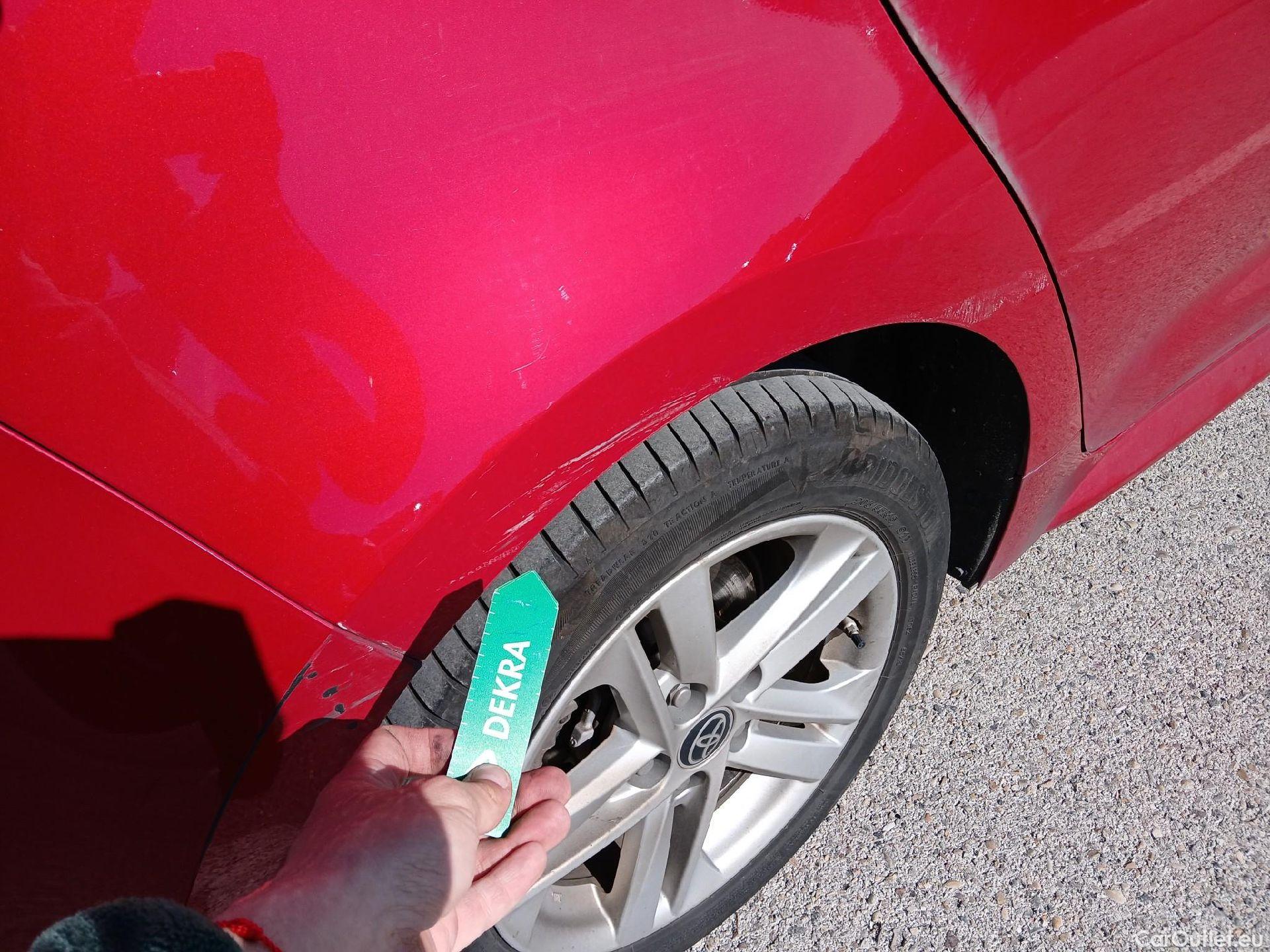  Toyota  Corolla TOYOTA  / 2019 / 5P / berlina con portón 1.8 125H BUSINESS PLUS E-CVT #28