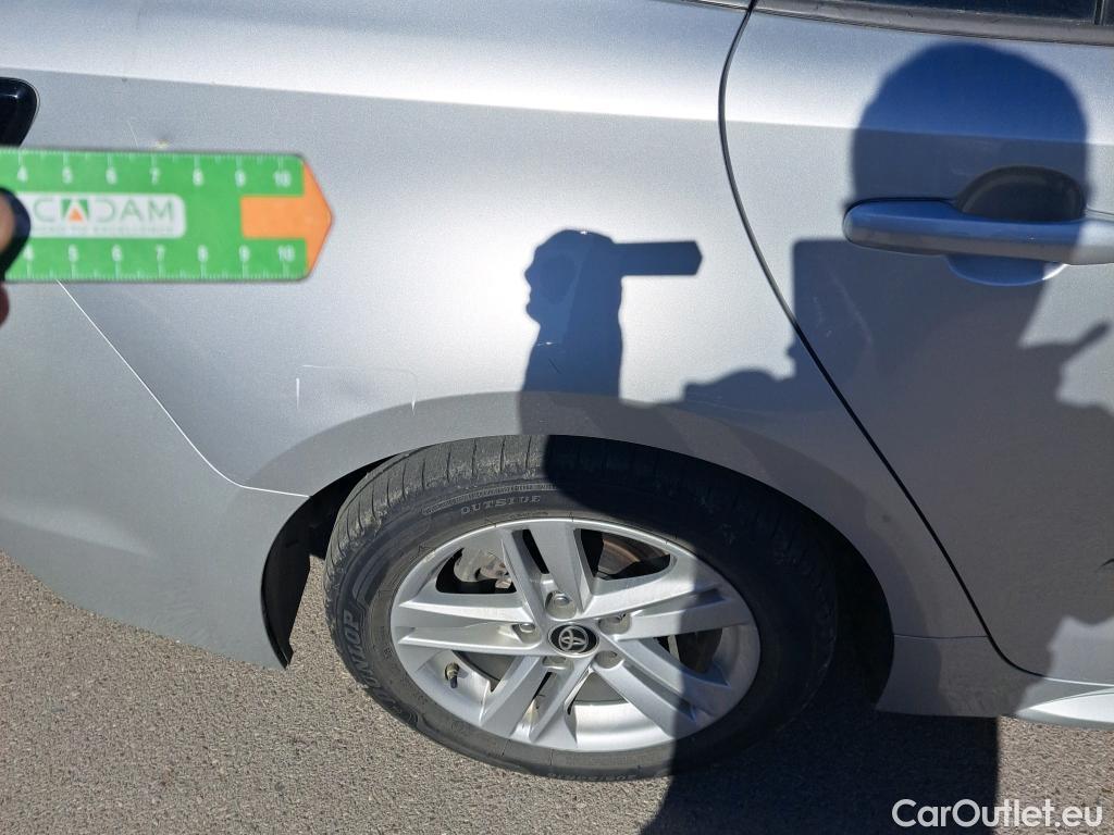  Toyota  Corolla TOYOTA  / 2019 / 5P / familiar 1.8 125H ACTIVE TECH E-CVT TOU SPORT #15